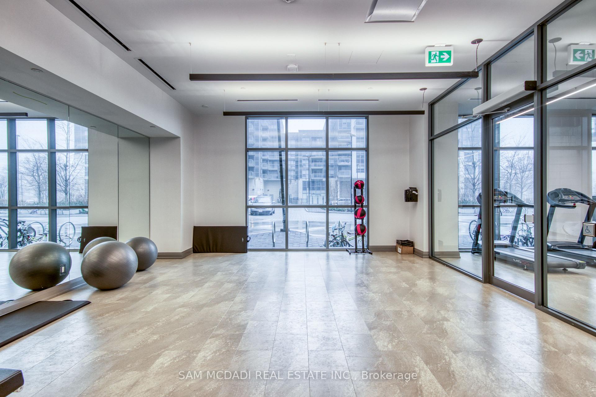 10 Meadowglen Place 311