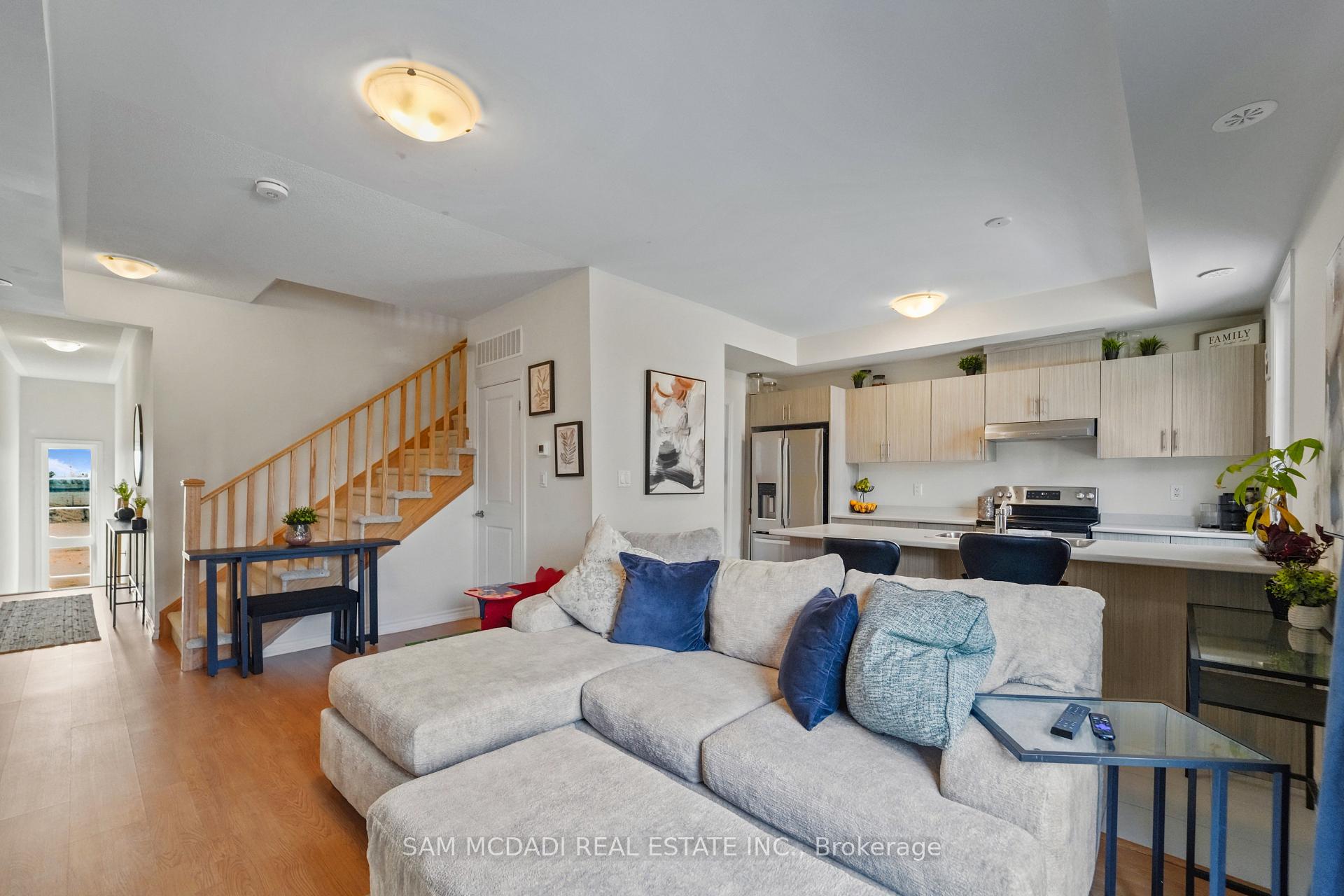 1518 Bloor Street 19
