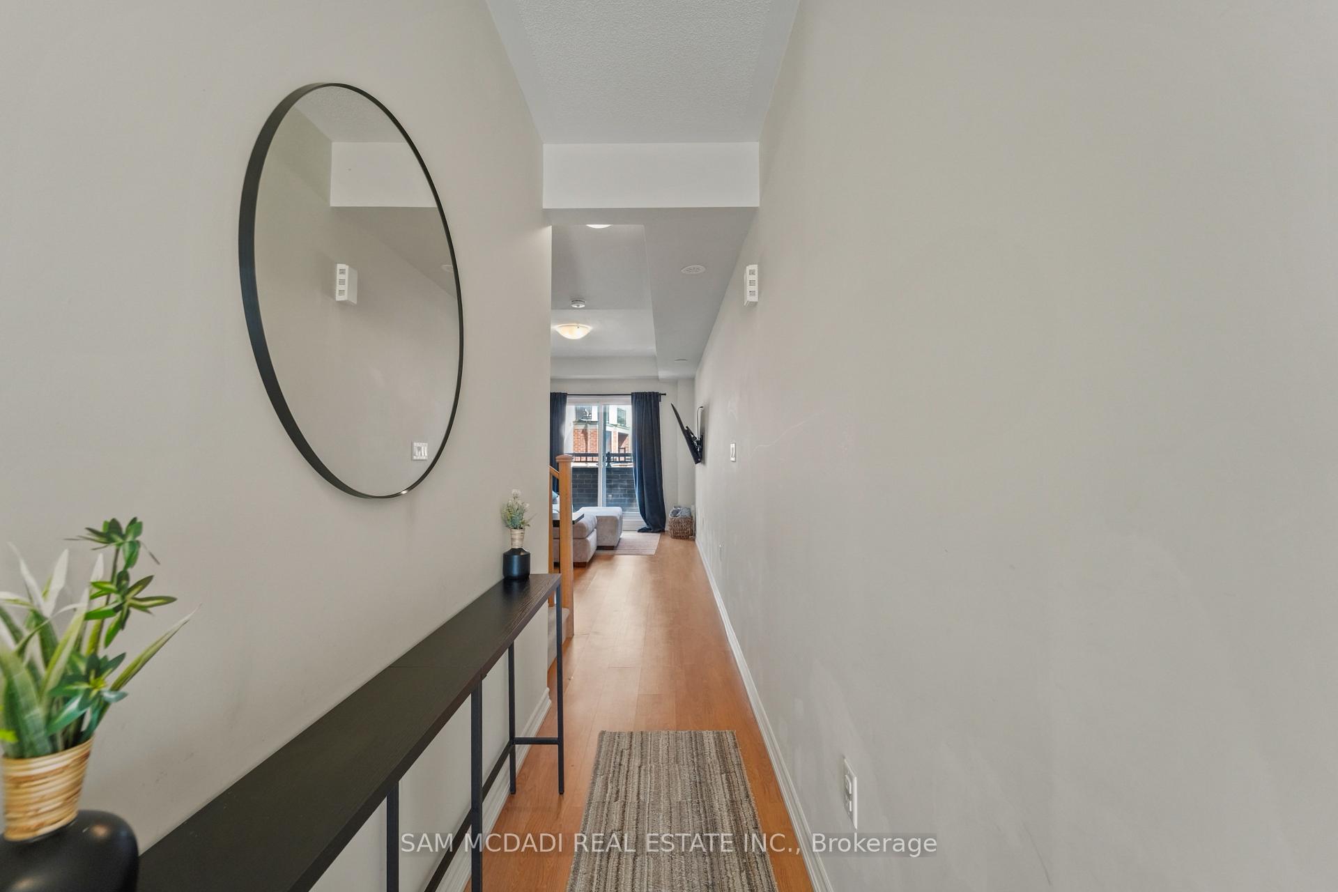 1518 Bloor Street 19