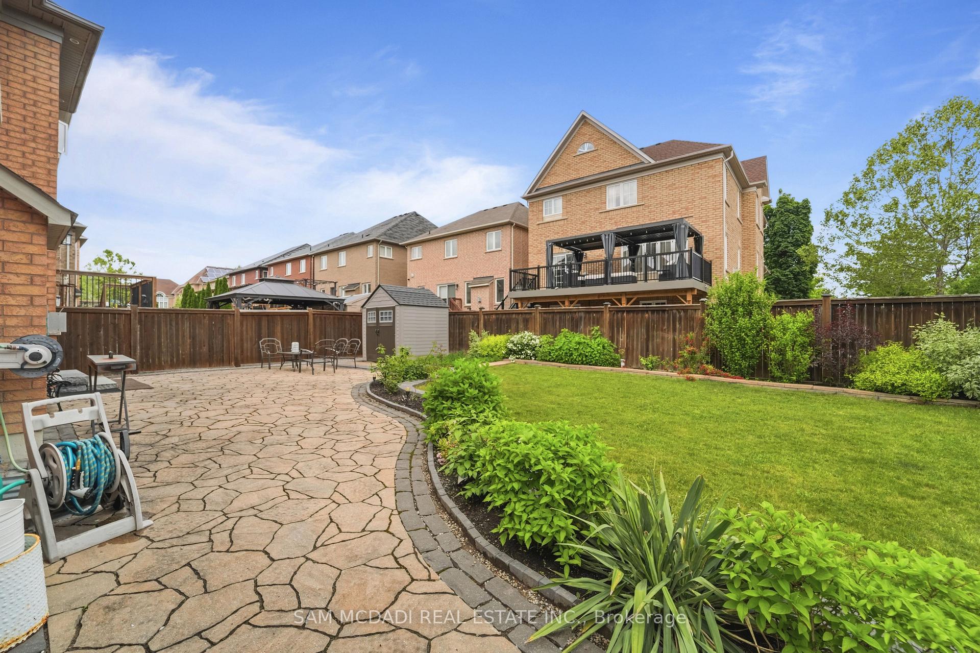 5 Whitbread Crescent
