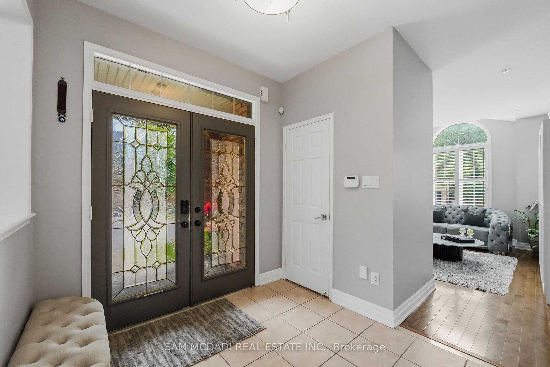 5 Whitbread Crescent