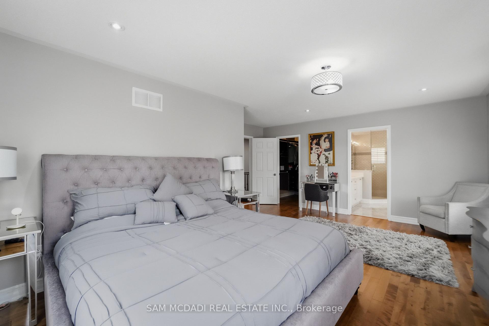 5 Whitbread Crescent