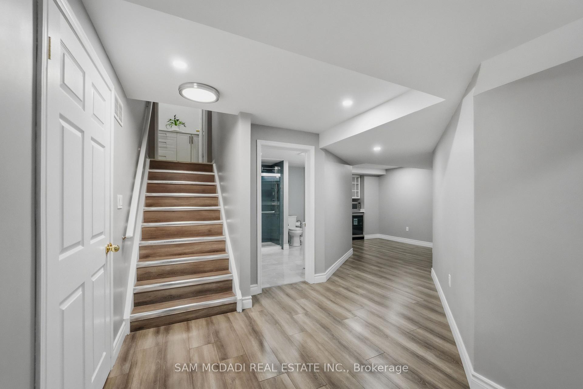 5 Whitbread Crescent