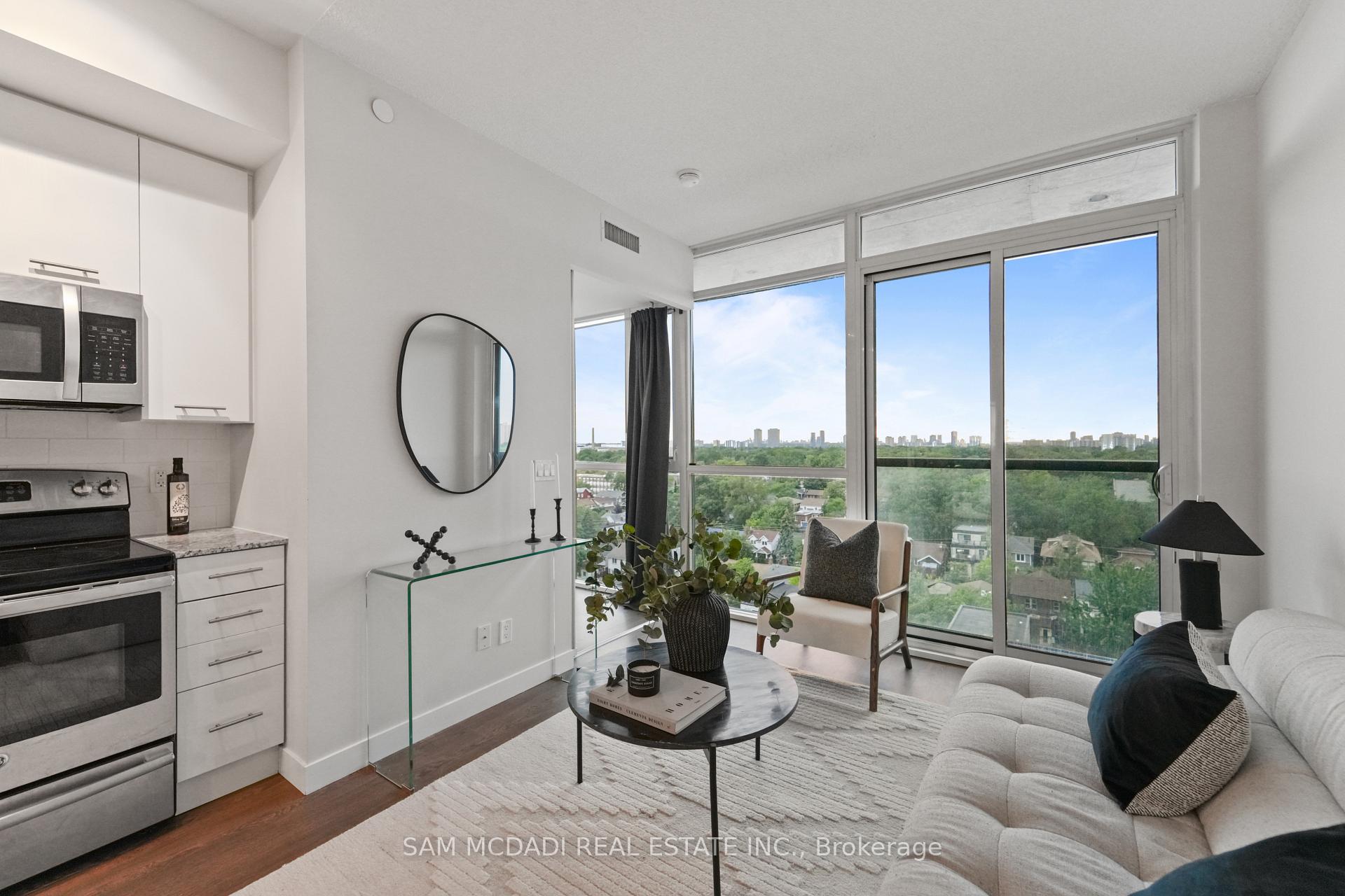 2055 Danforth Avenue 903, Toronto Unit: 903