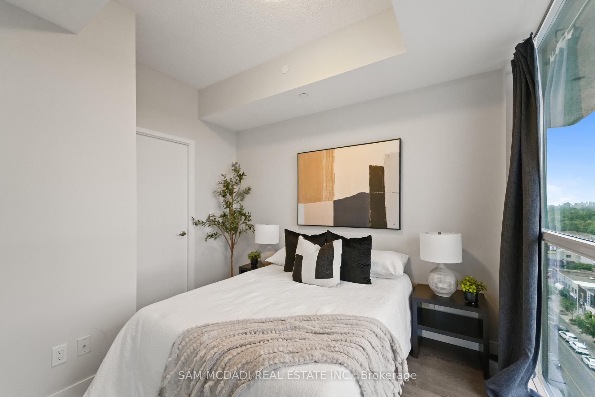 2055 Danforth Avenue 903, Toronto Unit: 903
