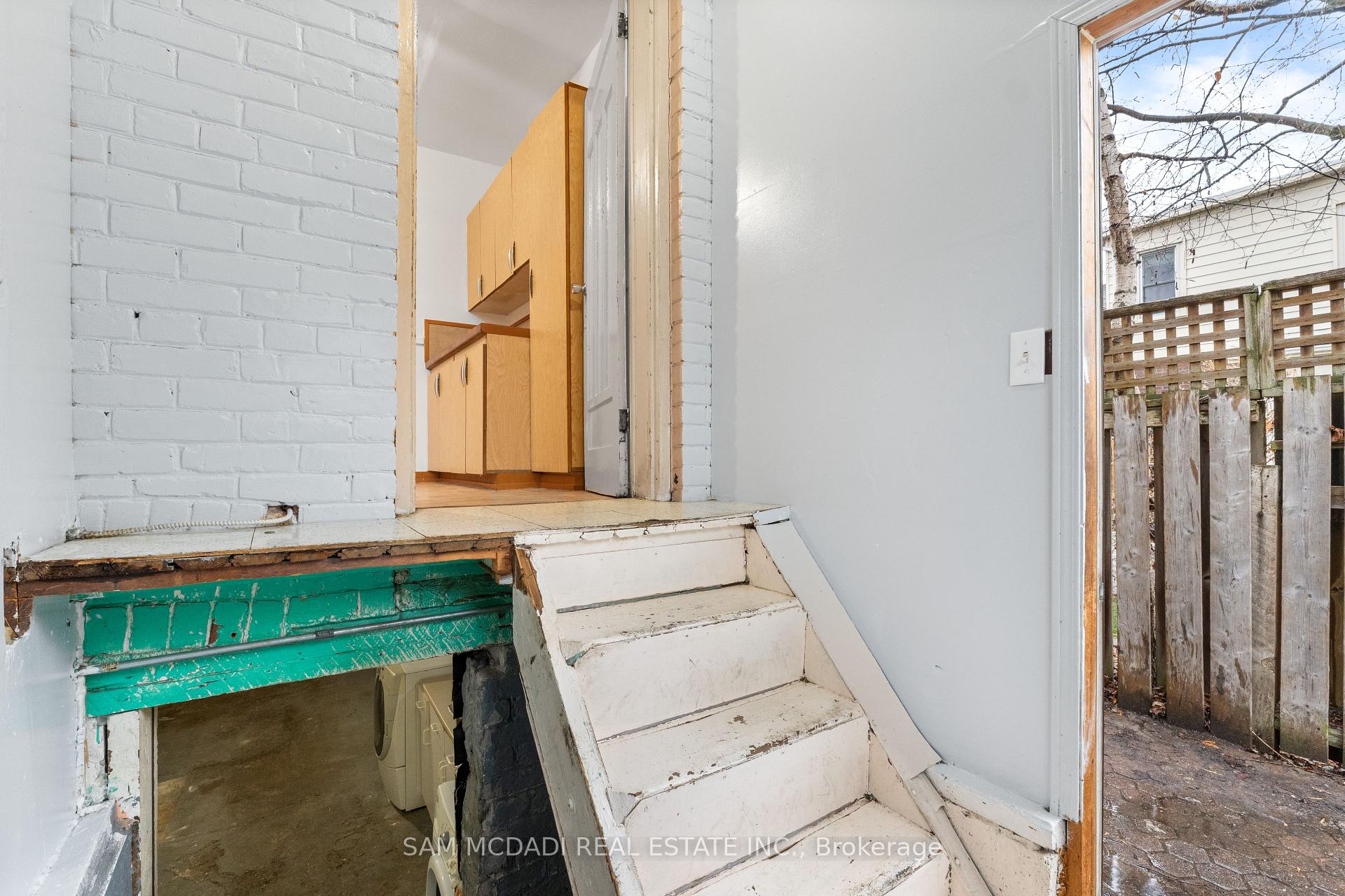 259 Milverton Boulevard, Toronto