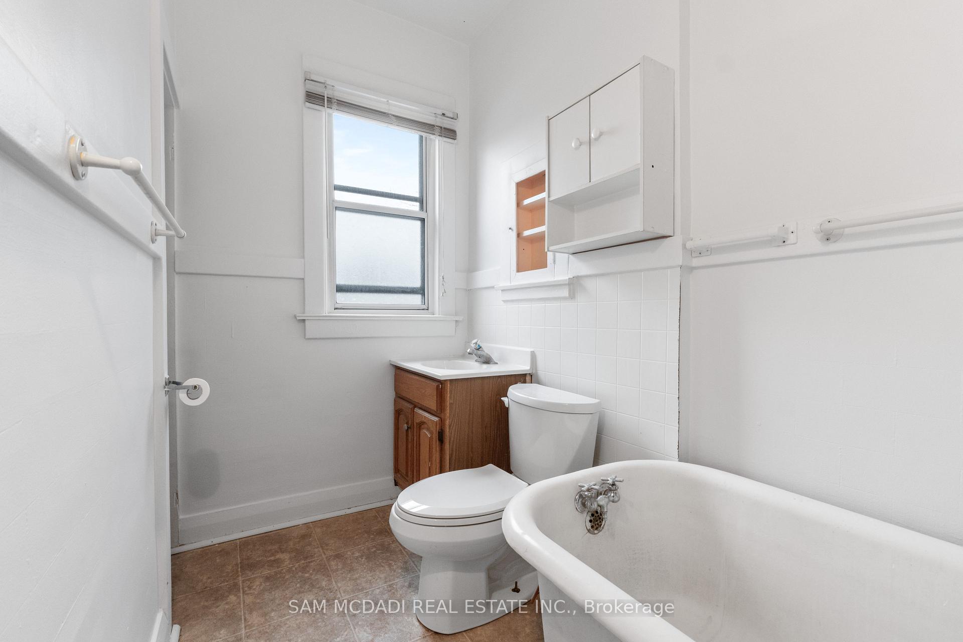 259 Milverton Boulevard, Toronto