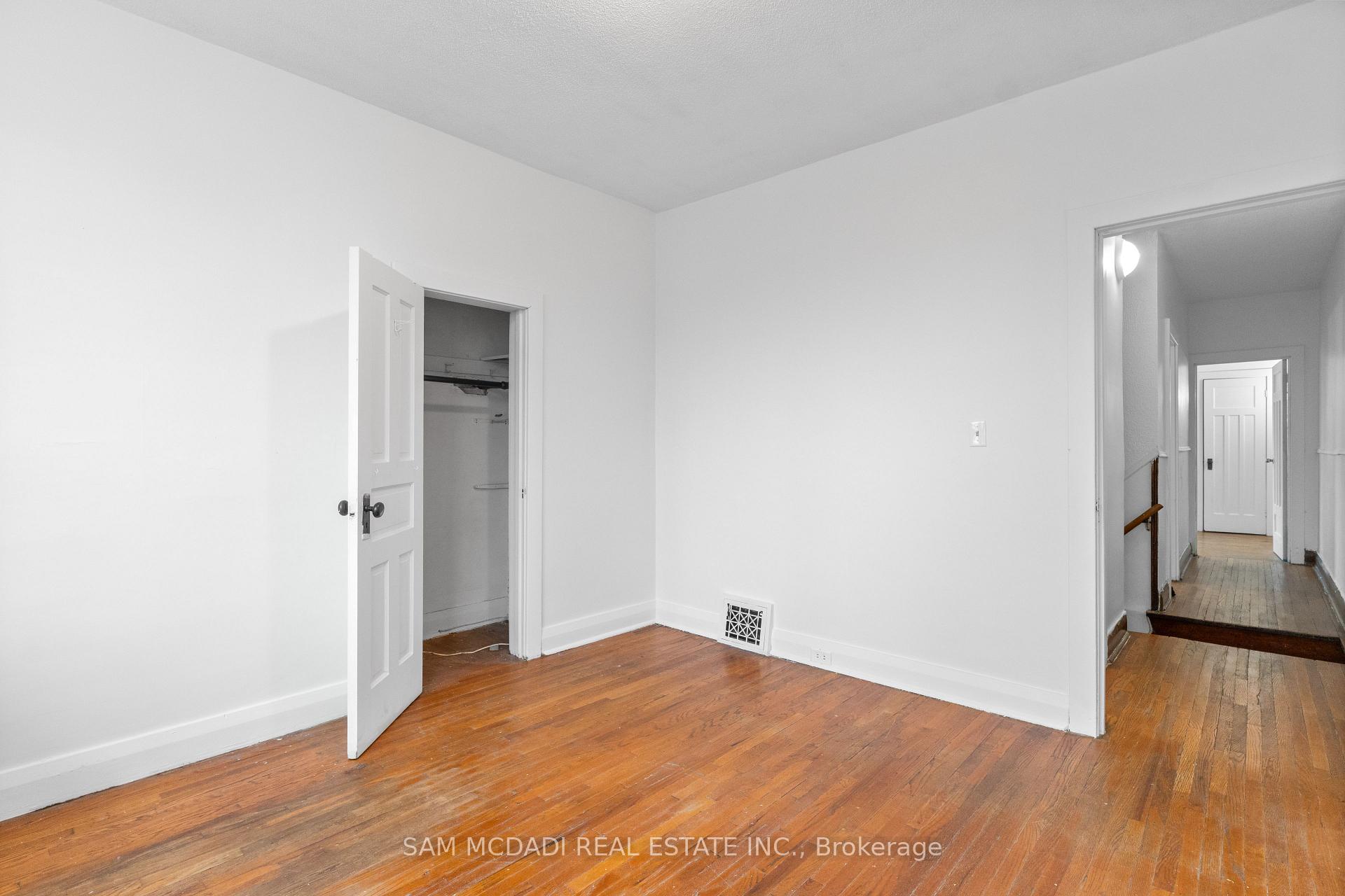 259 Milverton Boulevard, Toronto