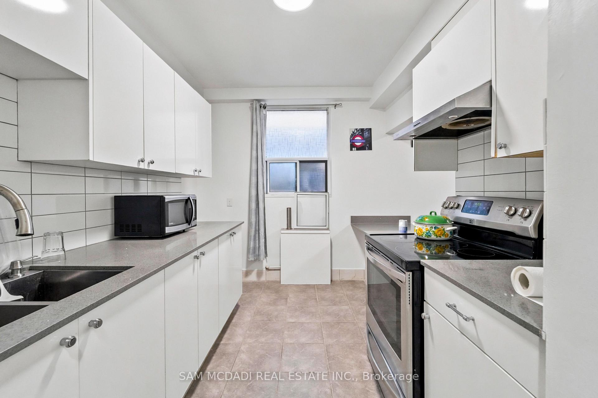 1016 O'connor Drive 103, Toronto Unit: 103