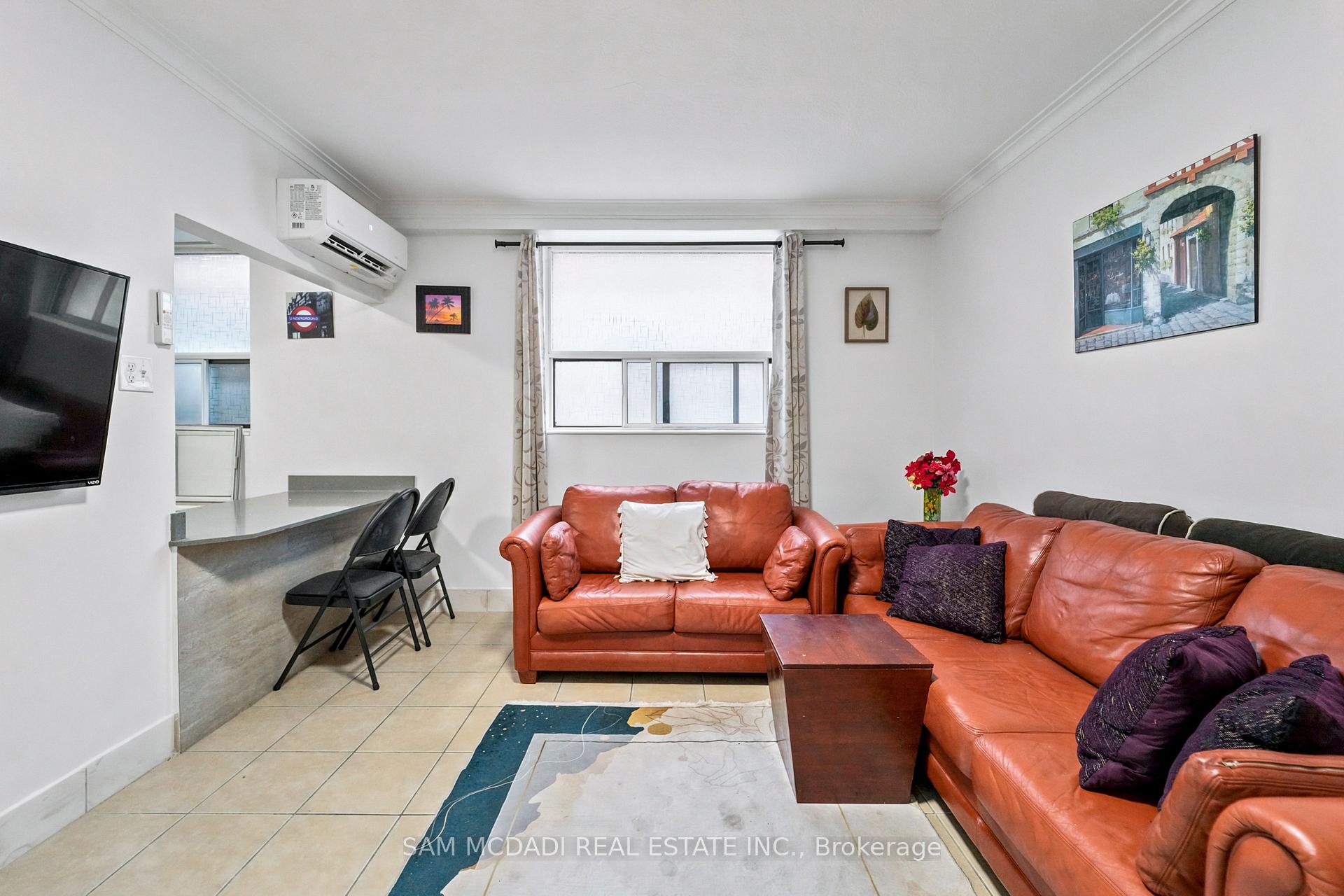 1016 O'connor Drive 103, Toronto Unit: 103