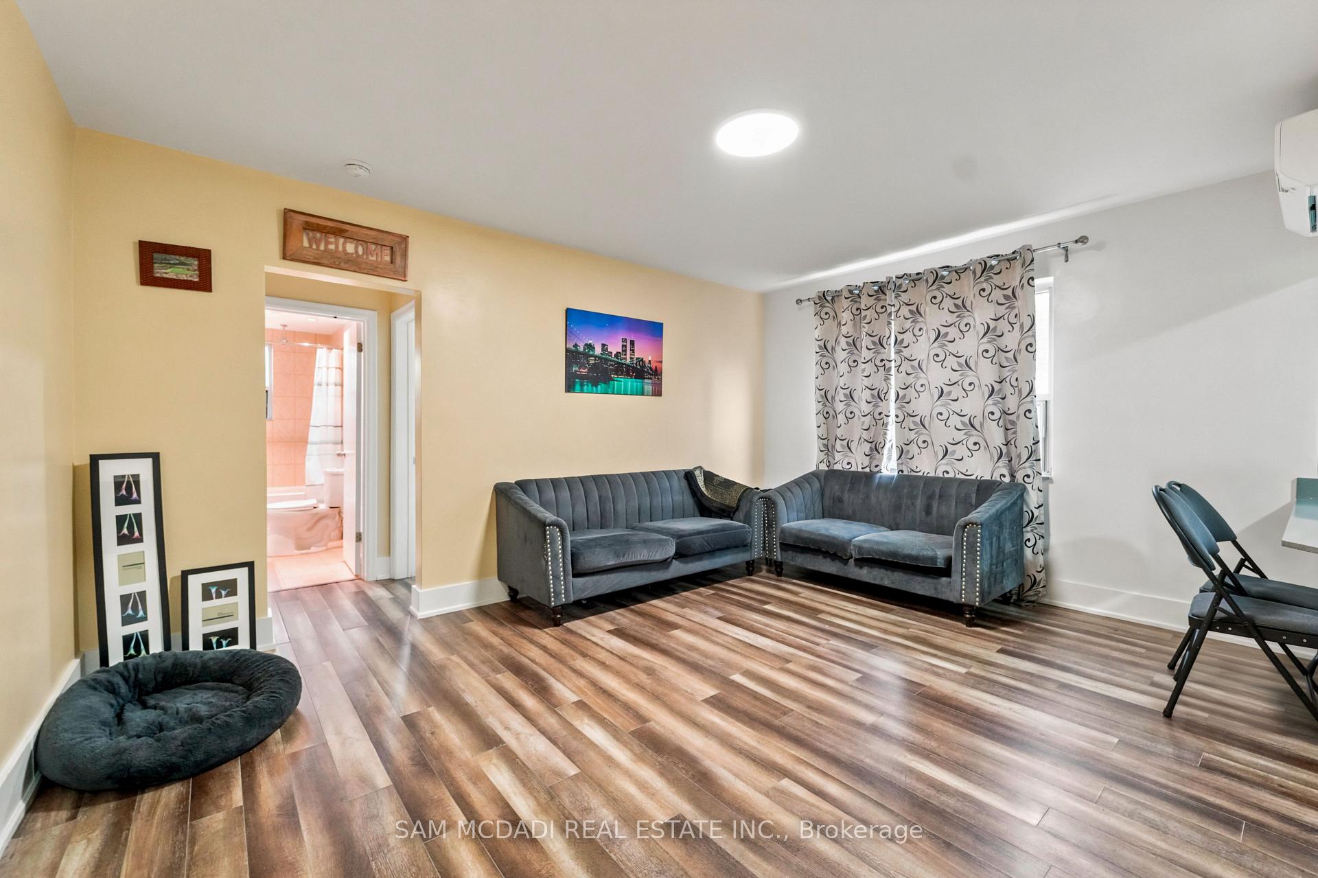 1016 O'connor Drive 302, Toronto Unit: 302
