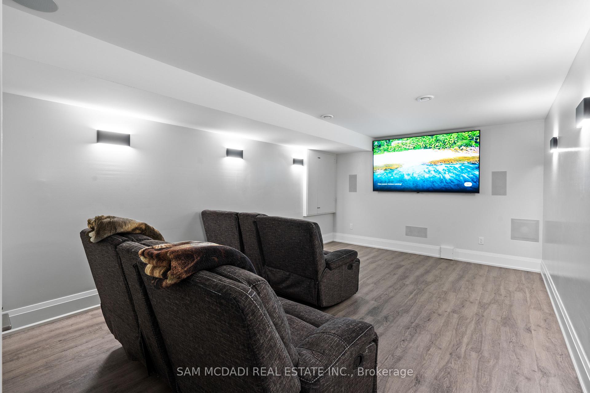 2993 Innisfil Beach Road