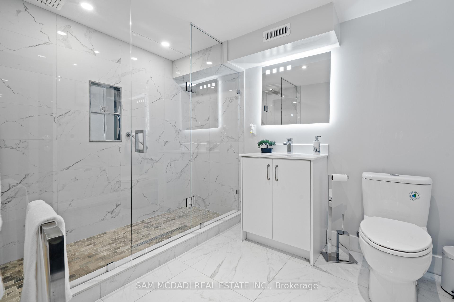 2993 Innisfil Beach Road
