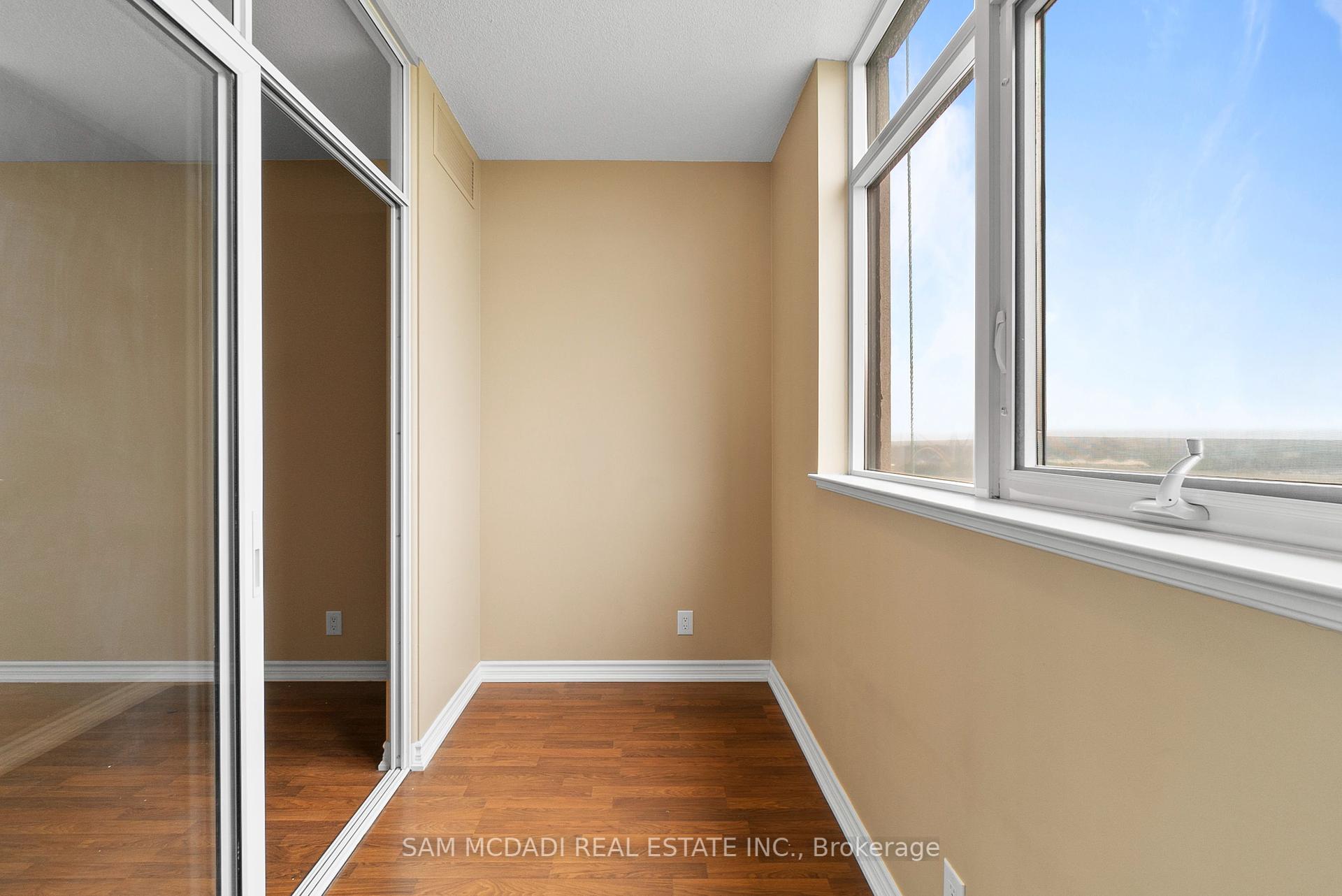 9235 Jane Street 1616