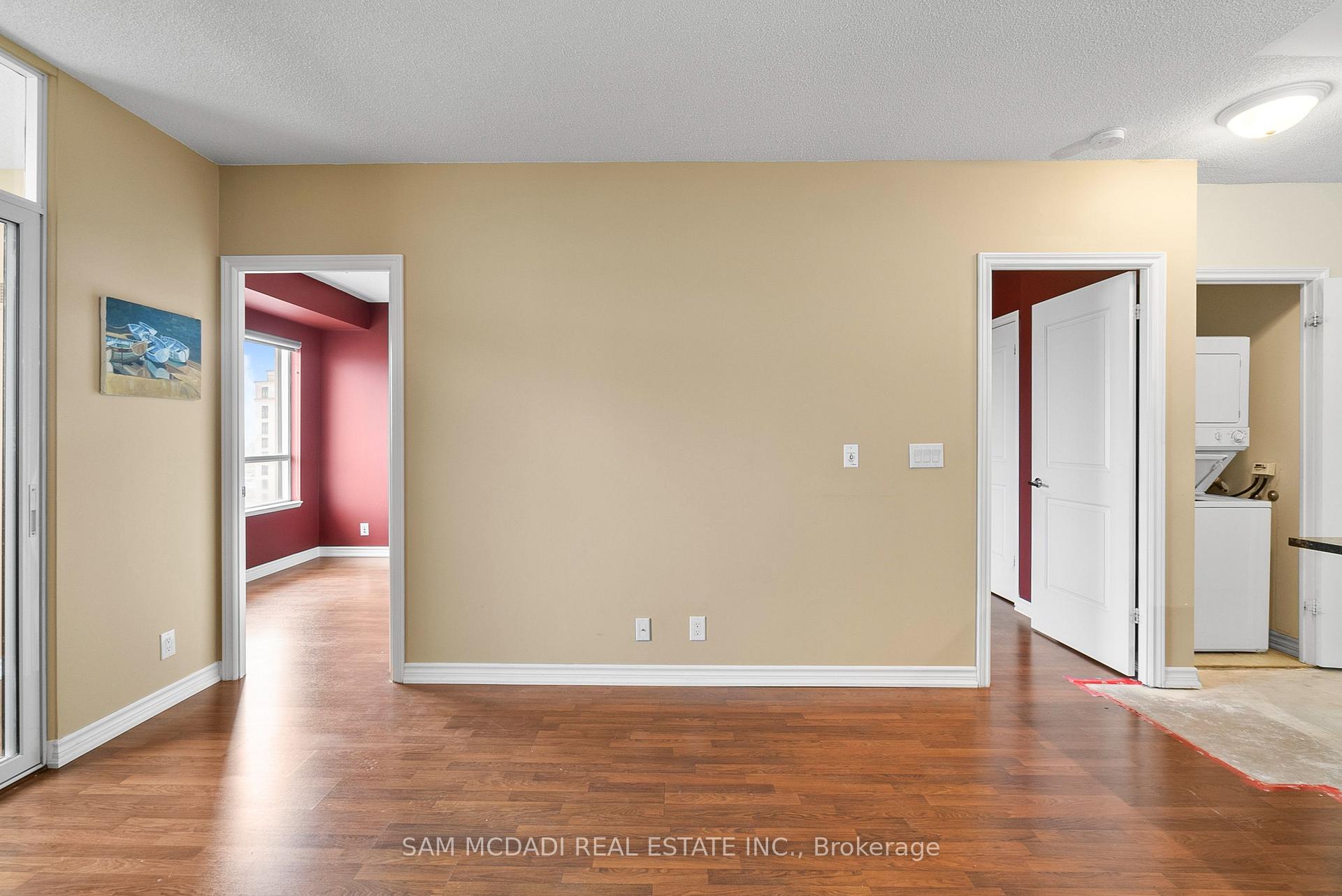 9235 Jane Street 1616