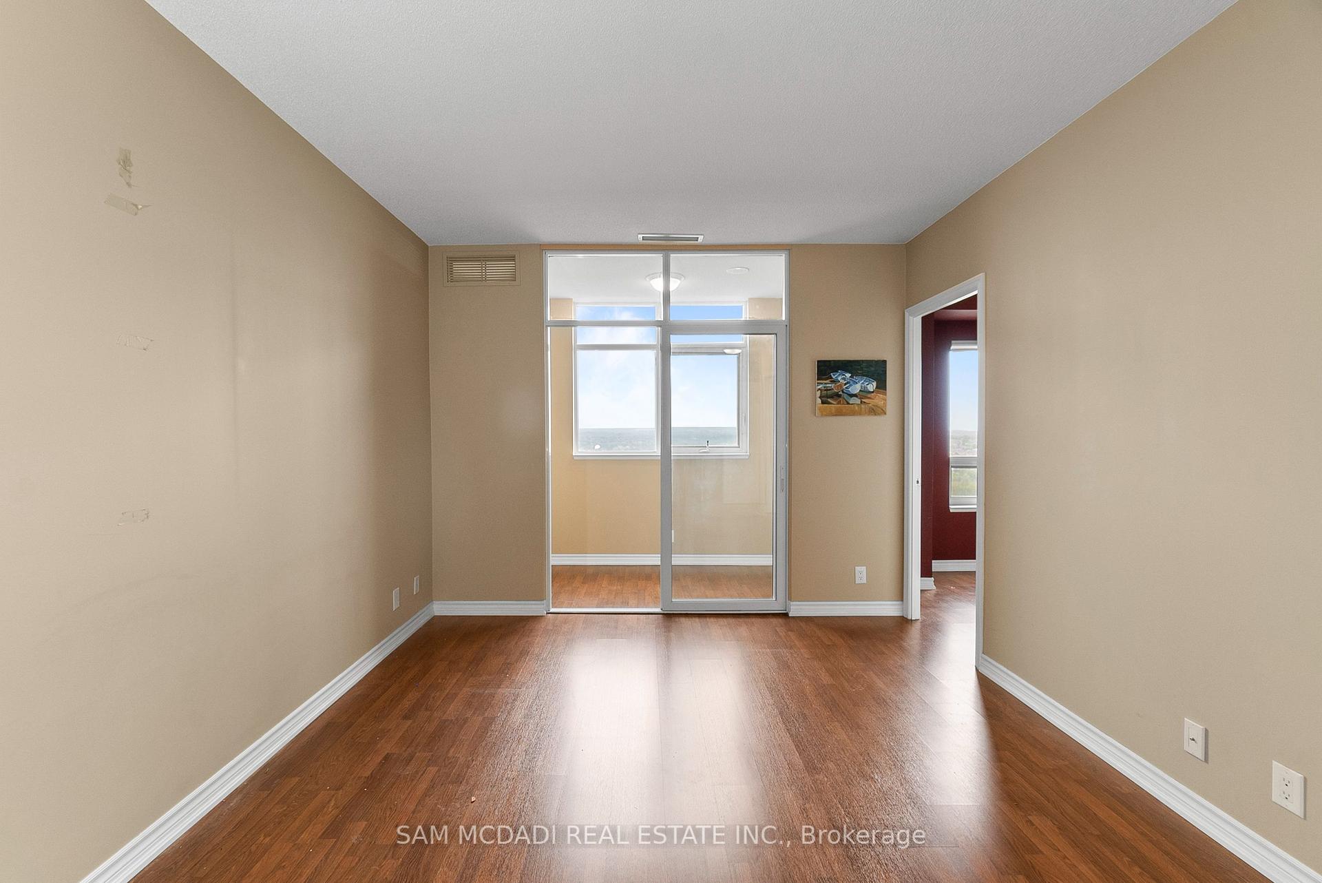9235 Jane Street 1616
