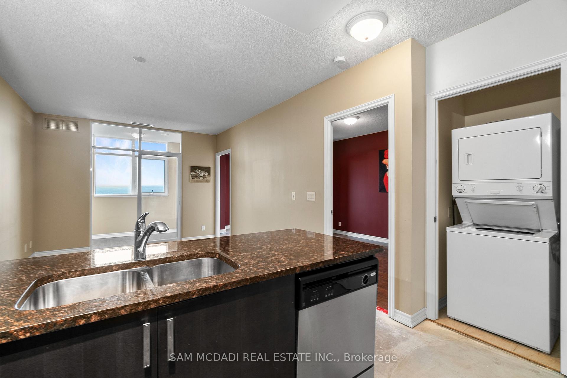 9235 Jane Street 1616