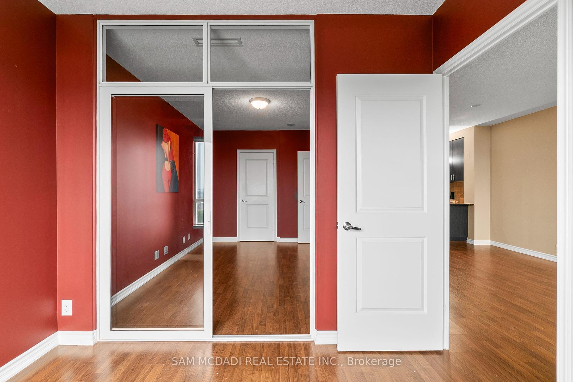 9235 Jane Street 1616