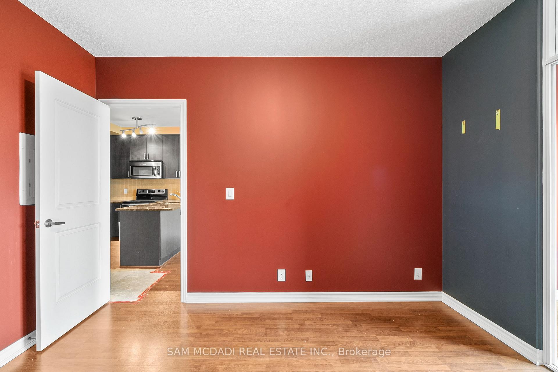9235 Jane Street 1616