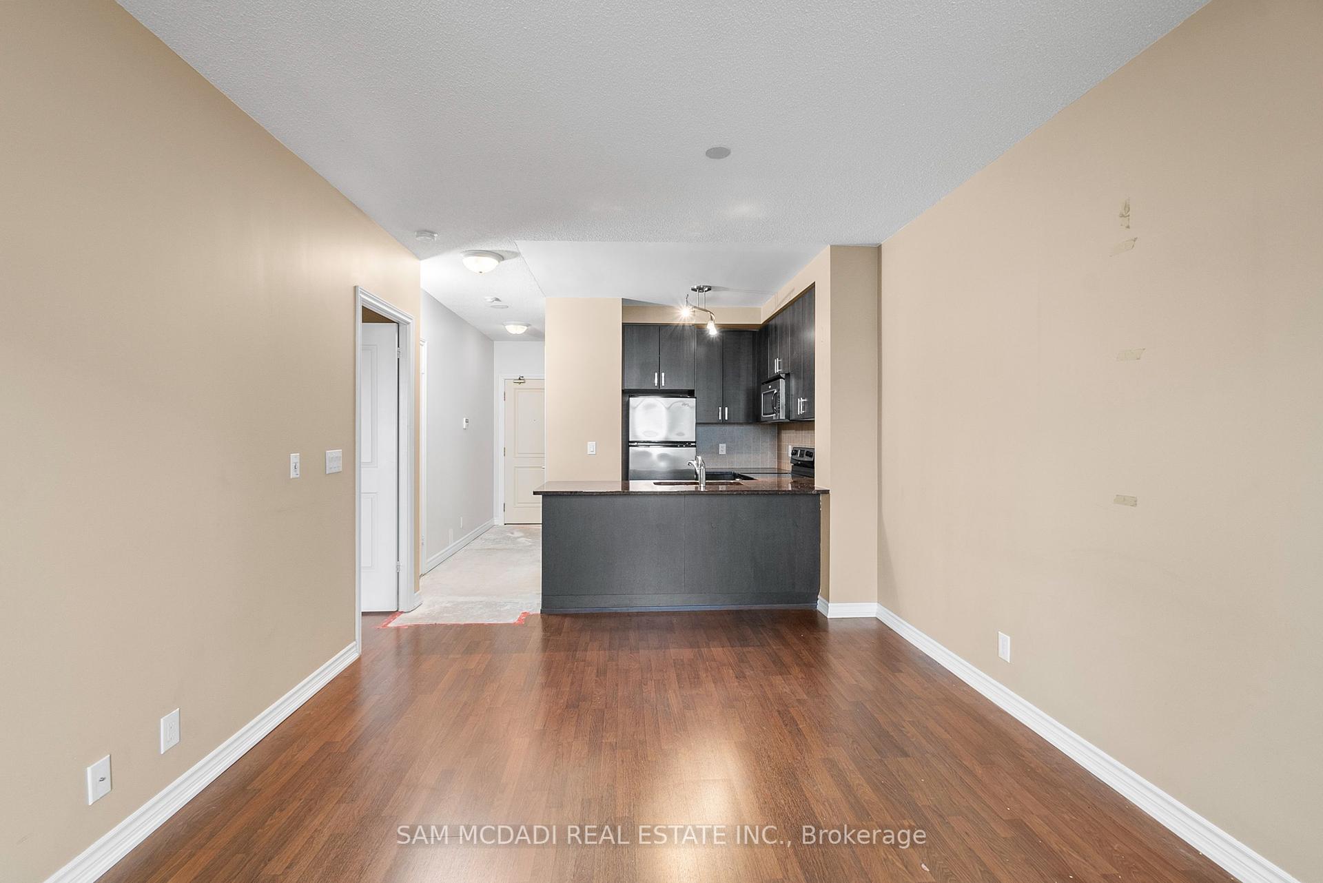 9235 Jane Street 1616