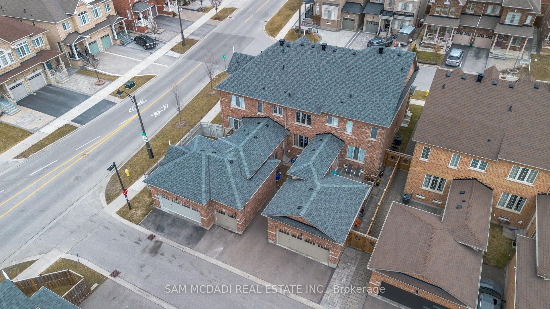 3 Henry Bauer Avenue