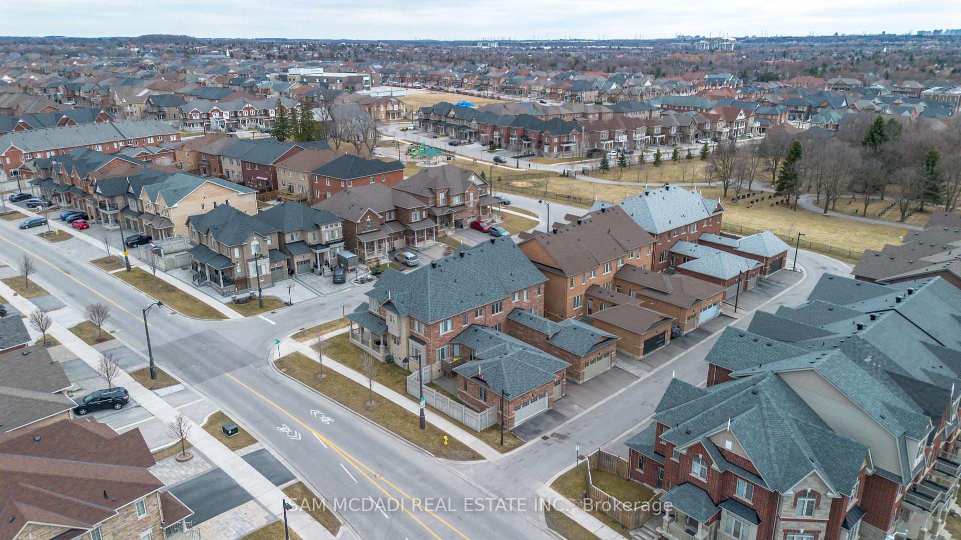 3 Henry Bauer Avenue