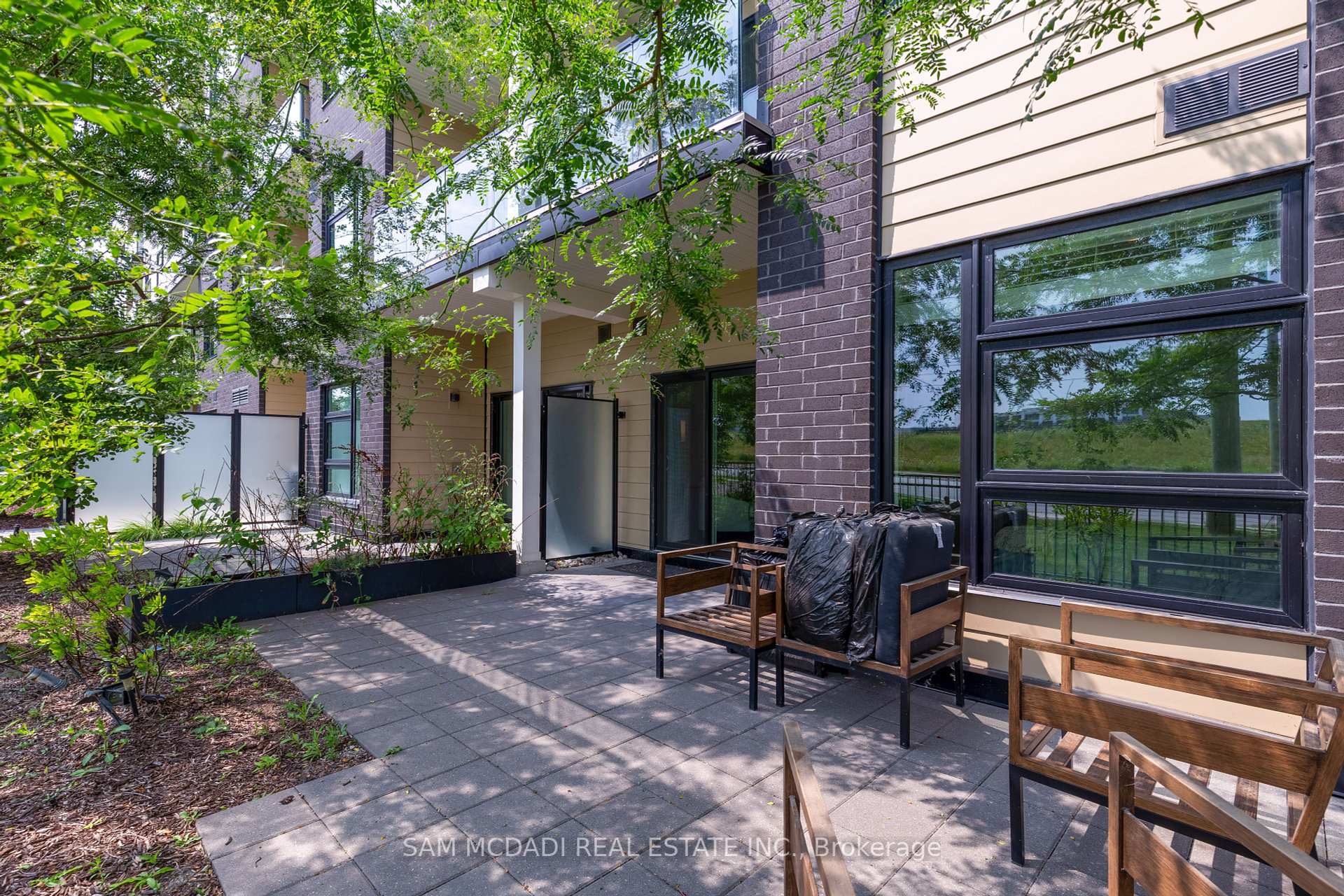 555 William Graham Drive 114