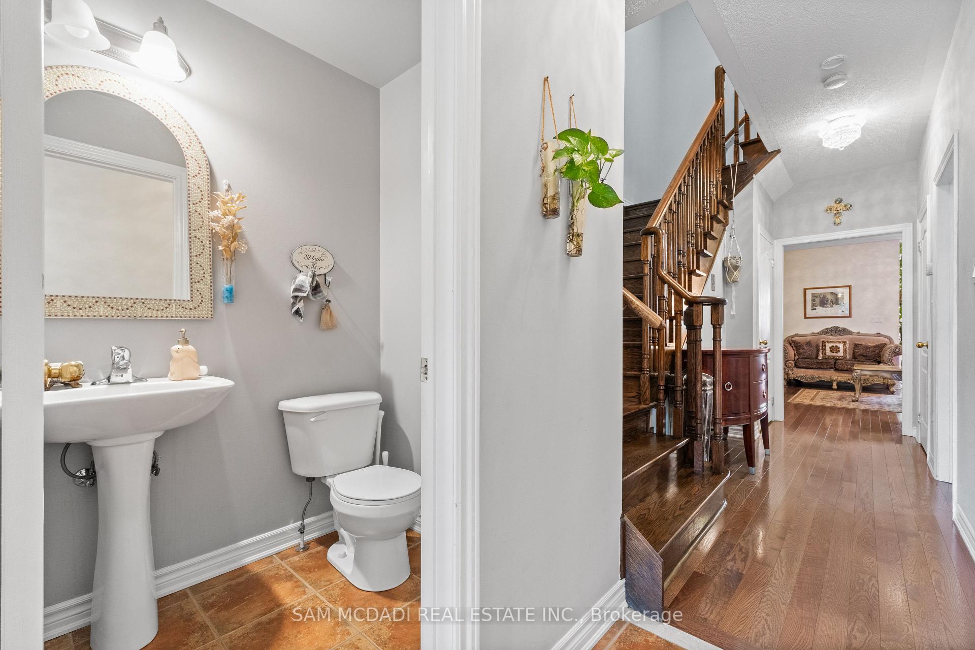 30 Zachary Place