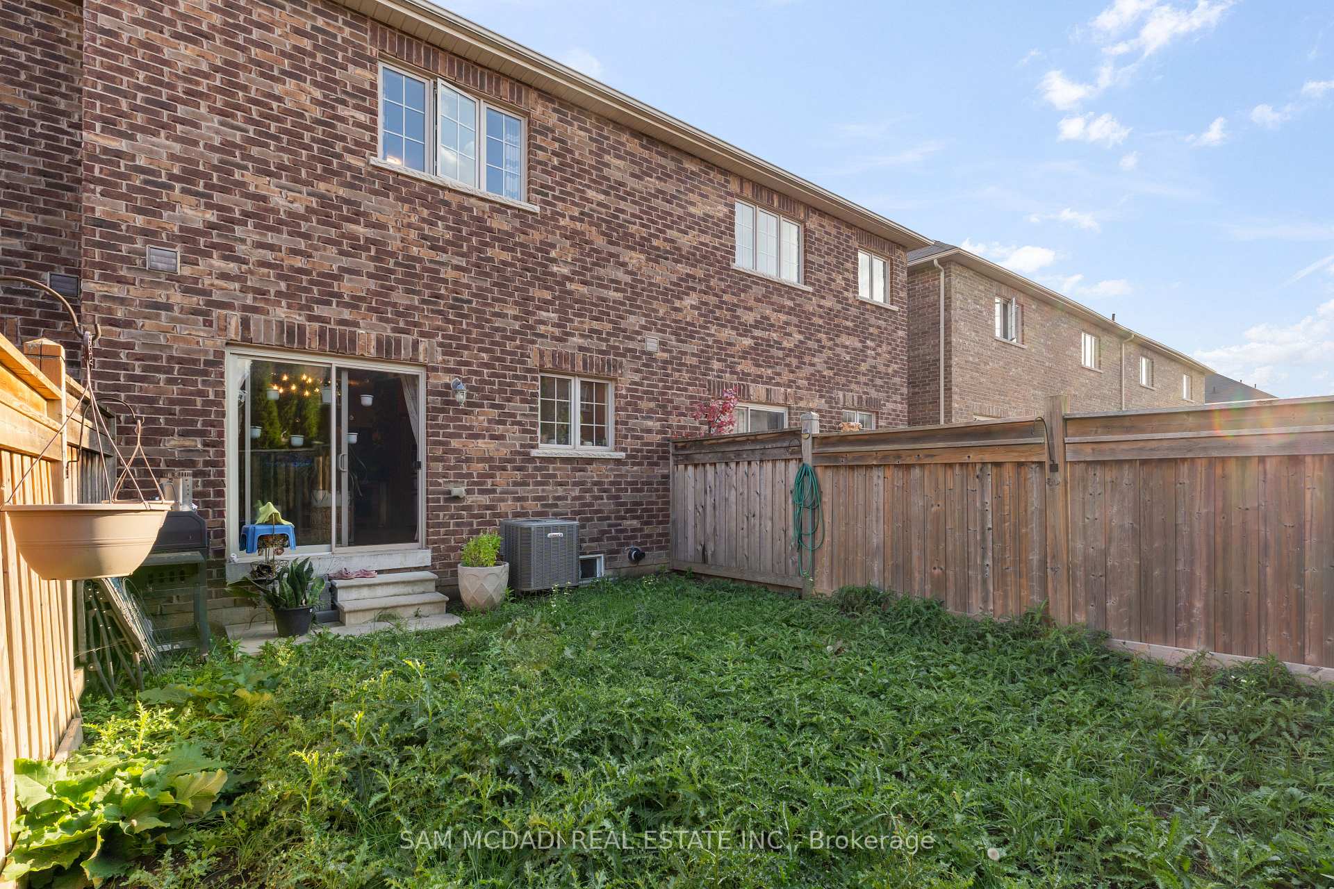 30 Zachary Place
