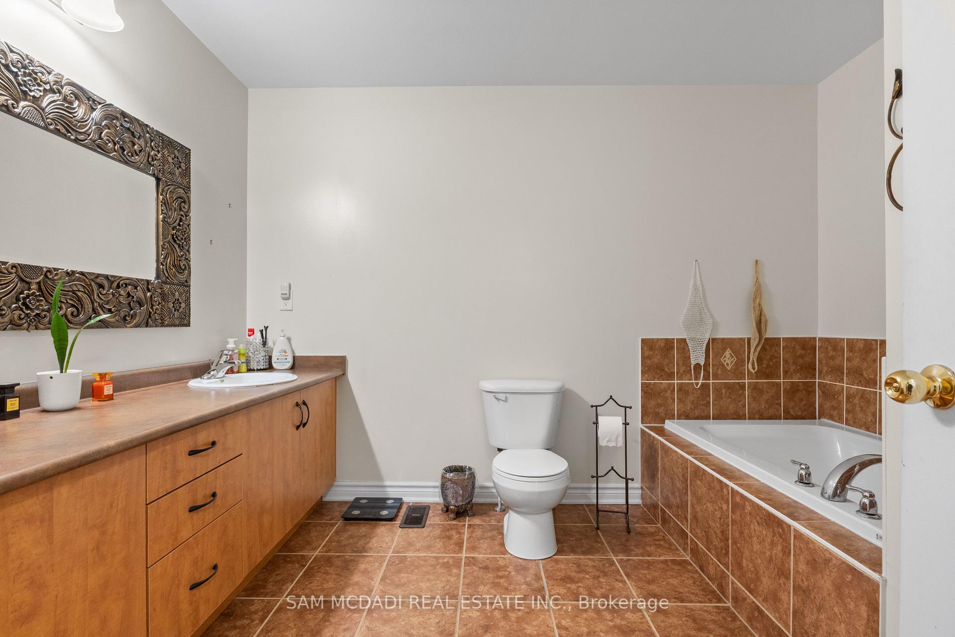 30 Zachary Place