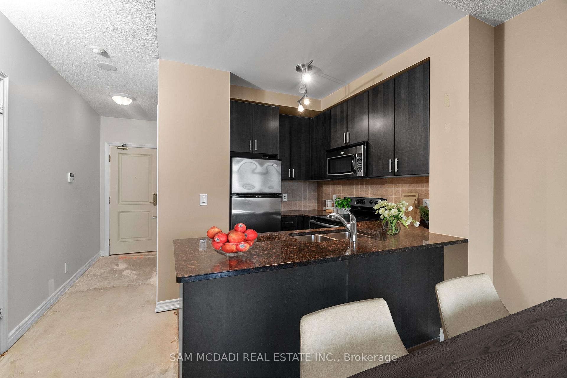 9235 Jane Street 1616, Vaughan Unit: 1616