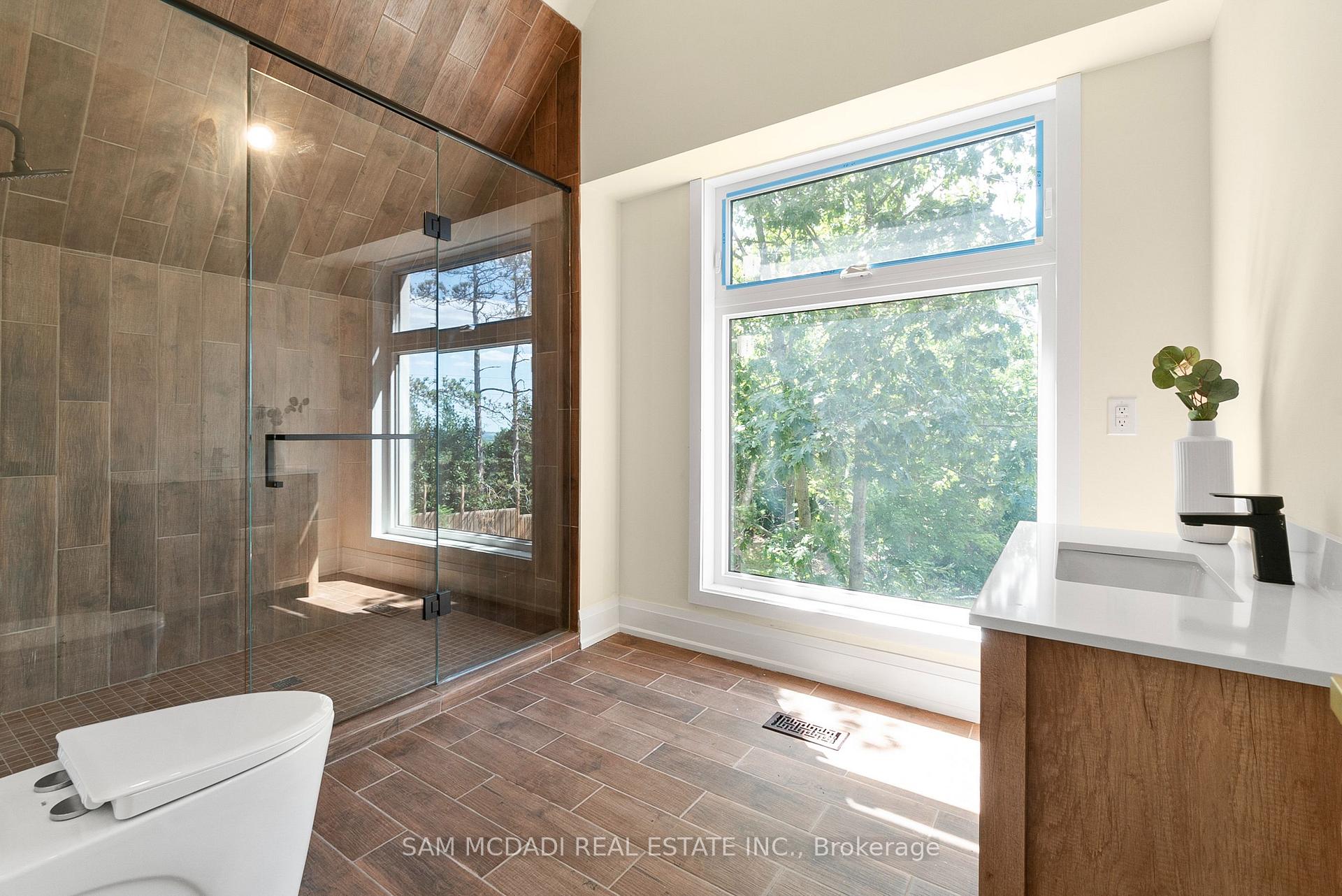 15 Glenview Heights Lane, King