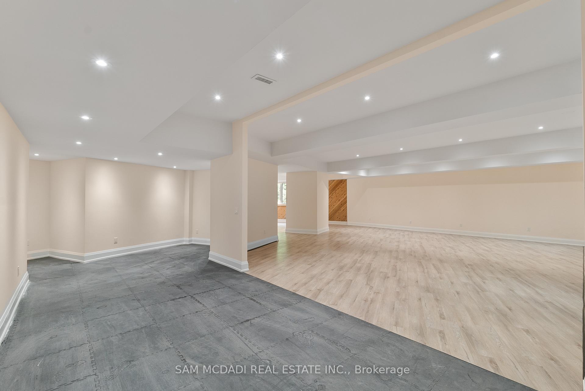 15 Glenview Heights Lane, King