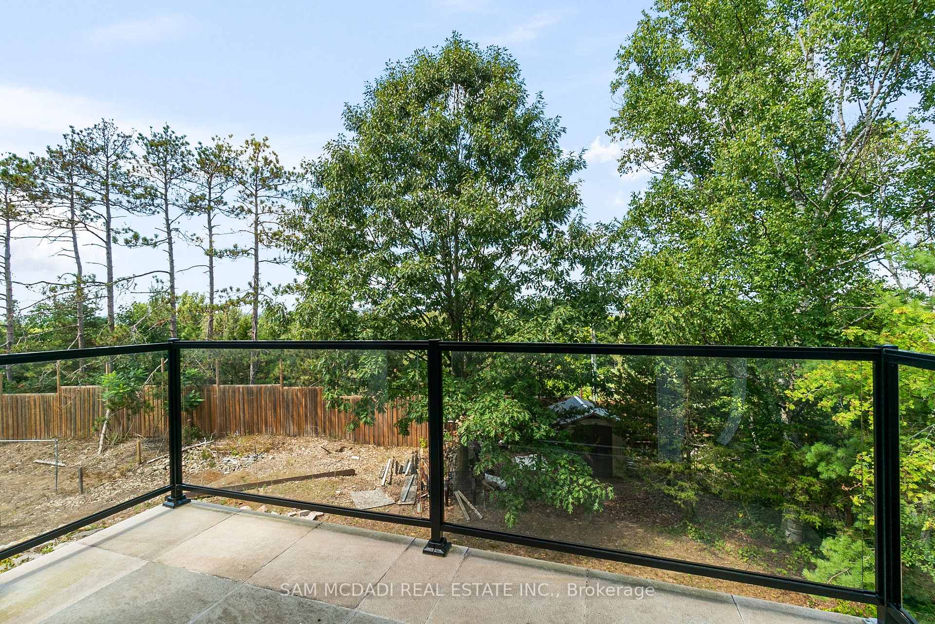 15 Glenview Heights Lane, King