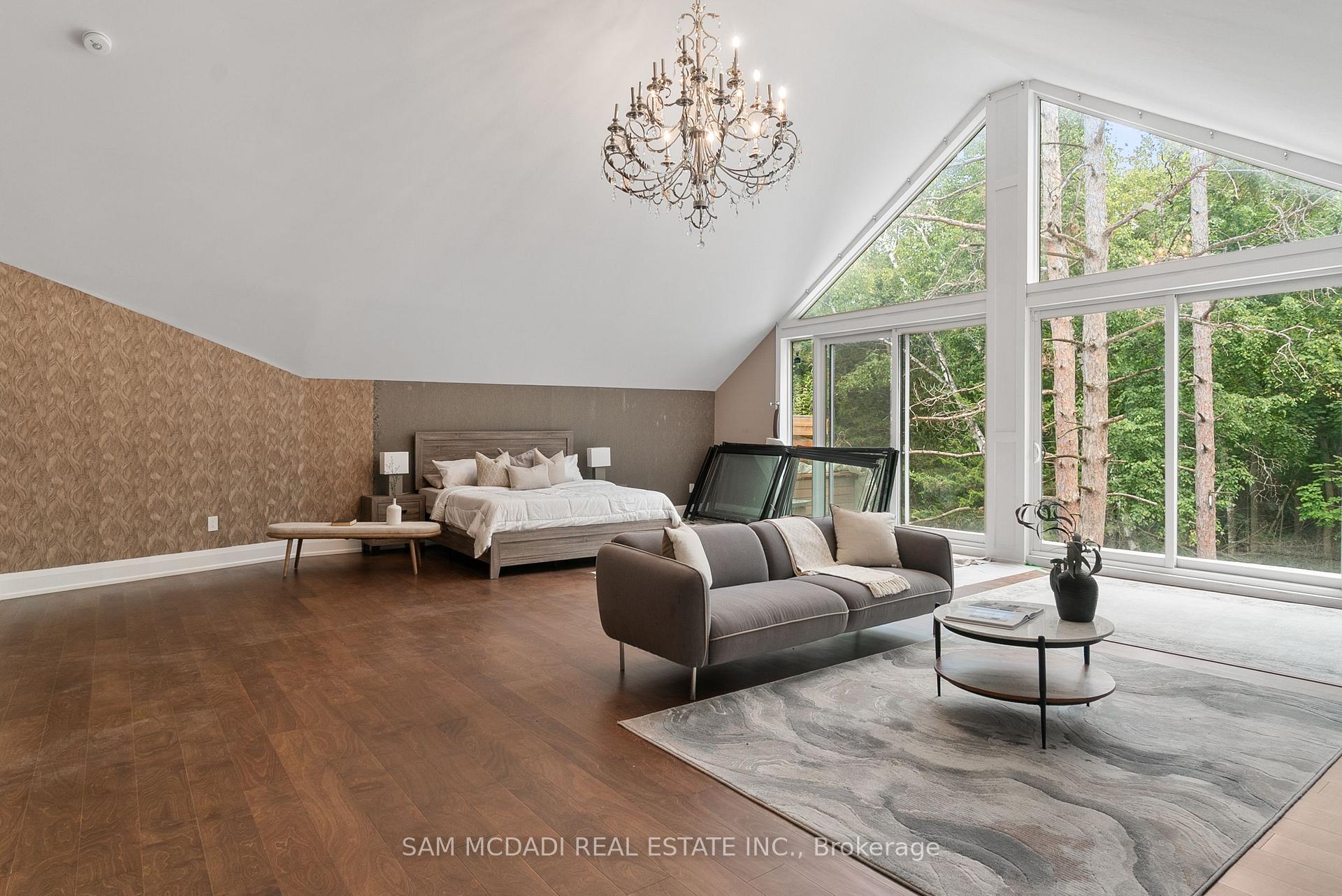 15 Glenview Heights Lane, King