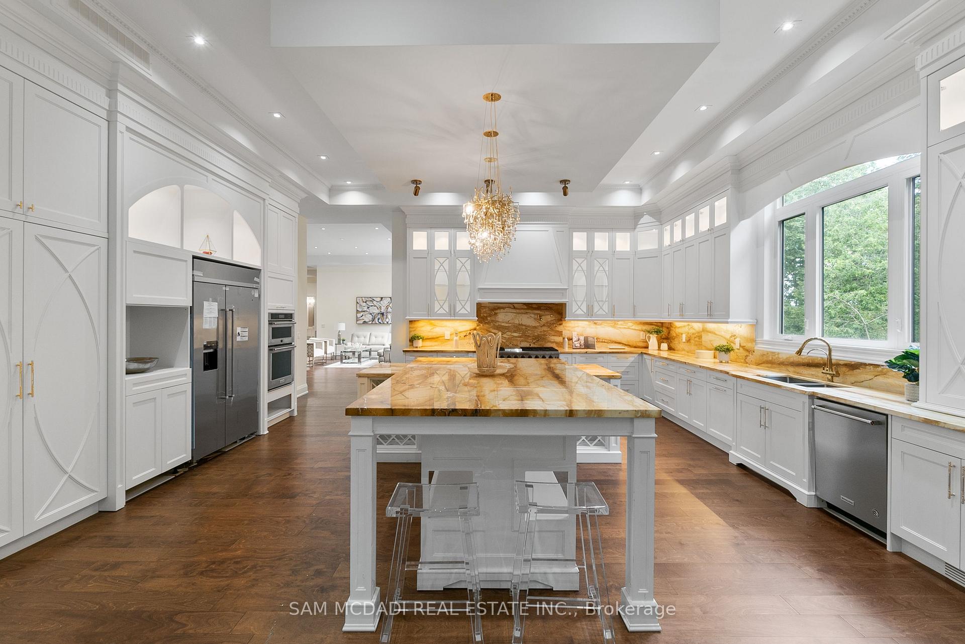 15 Glenview Heights Lane, King