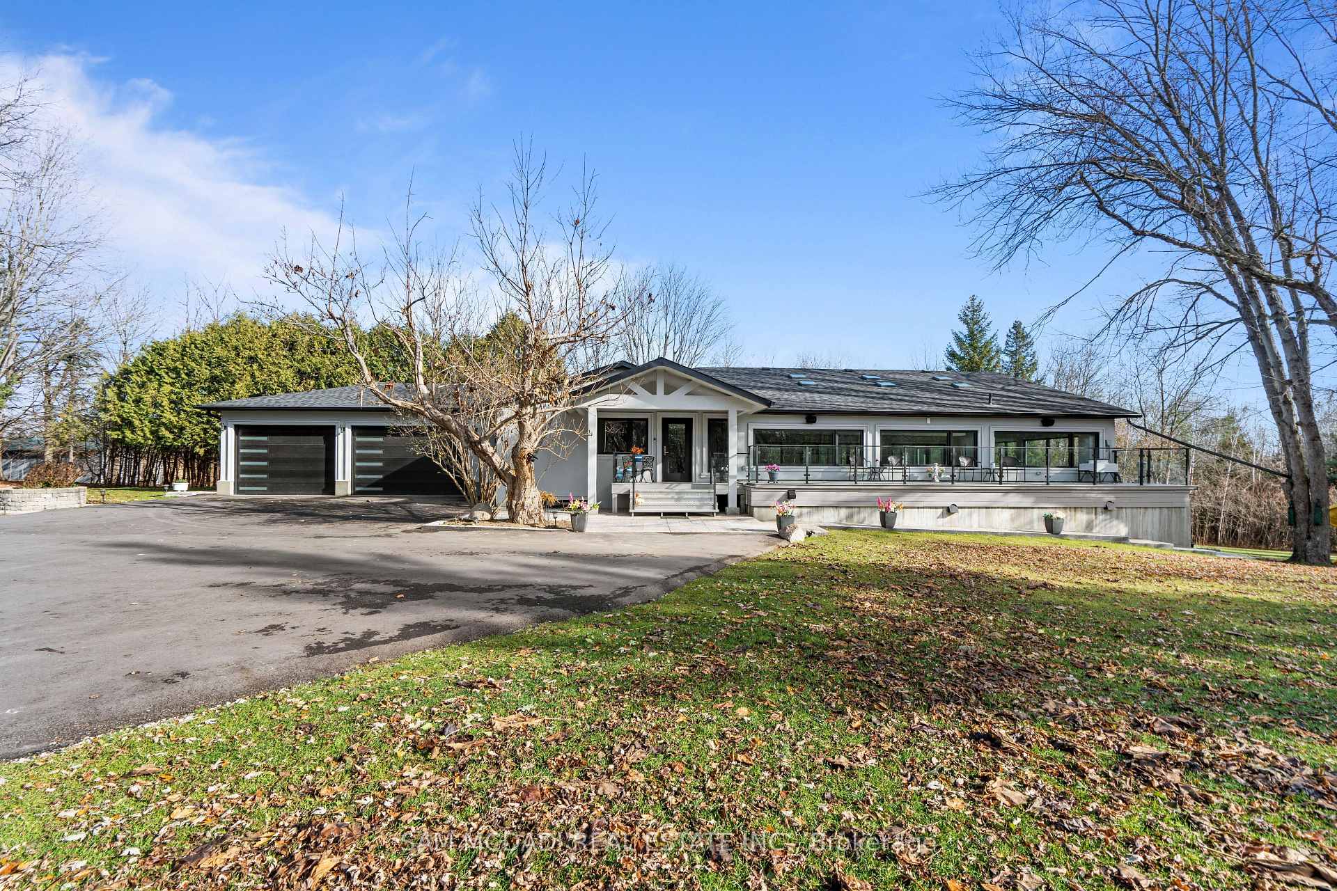 2993 Innisfil Beach Road