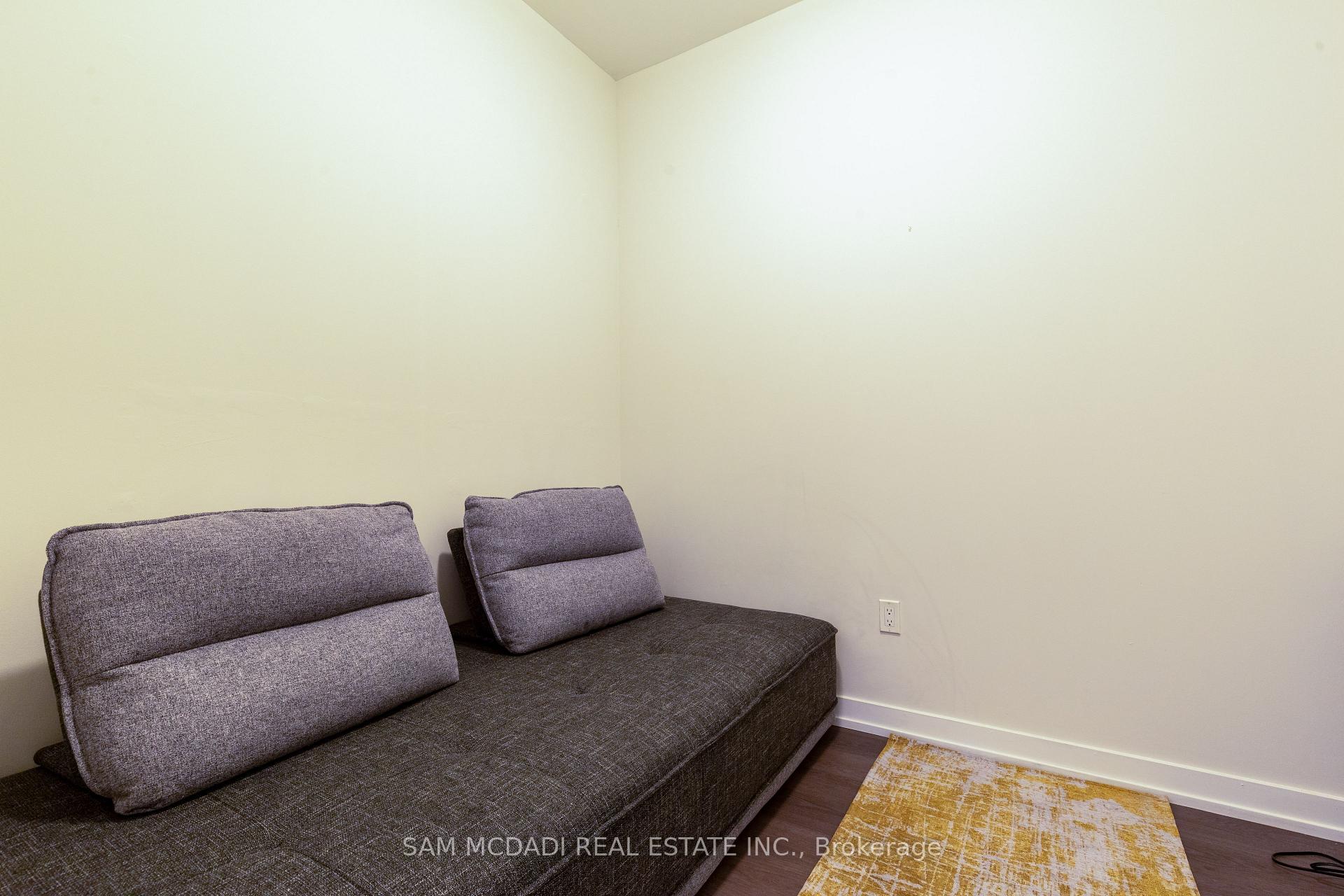 555 William Graham Drive 114