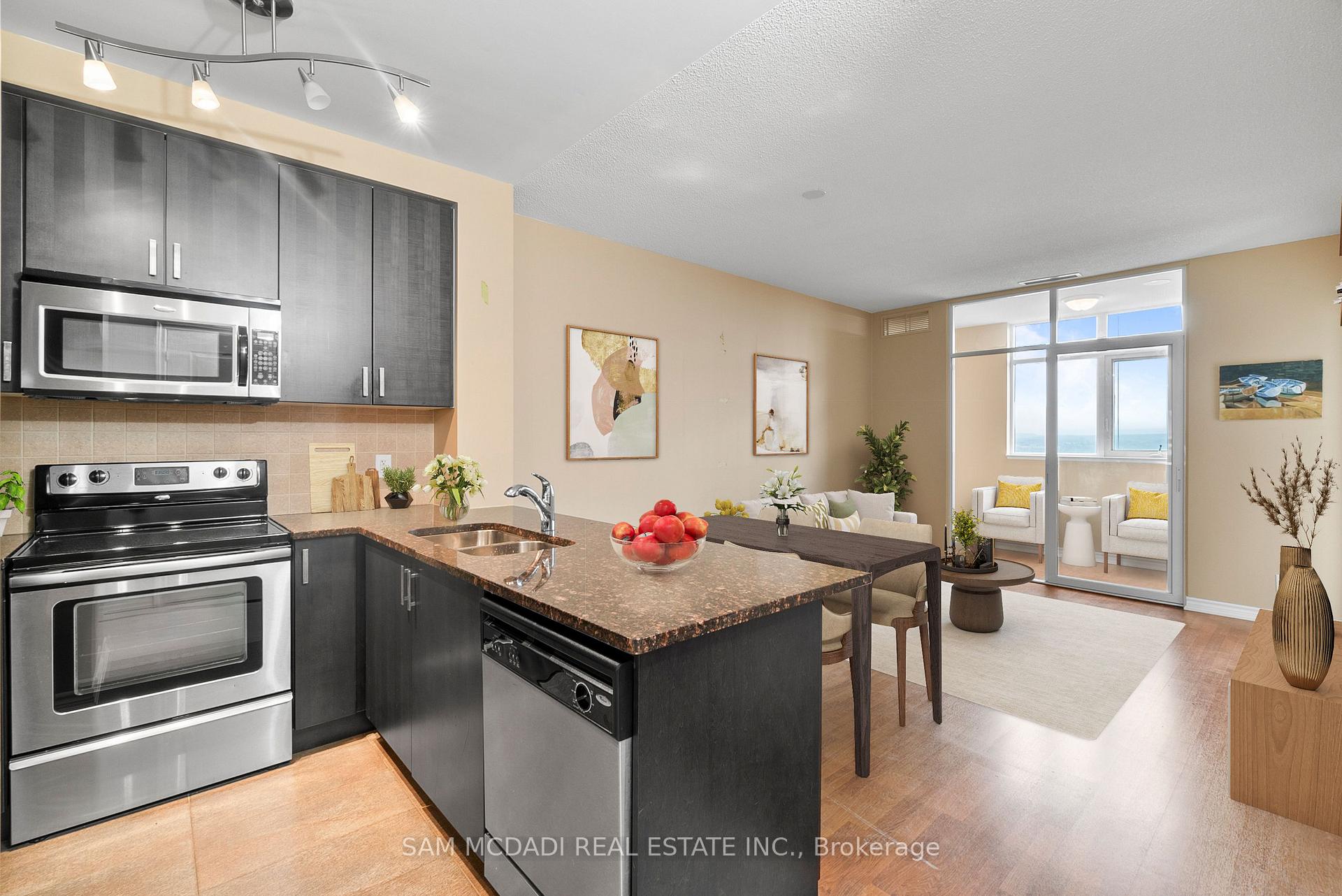 9235 Jane Street 1616