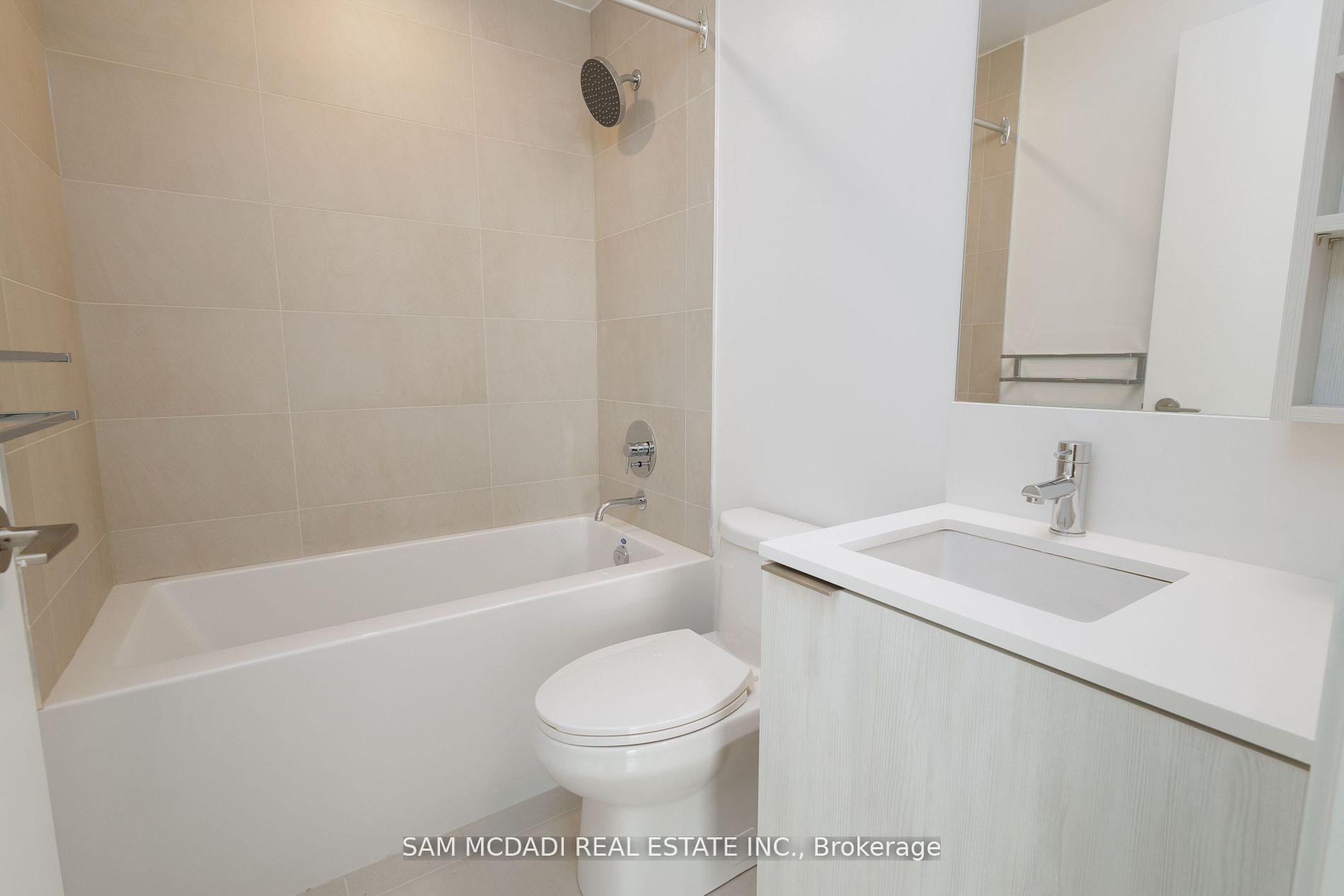 1000 Portage Parkway 2810