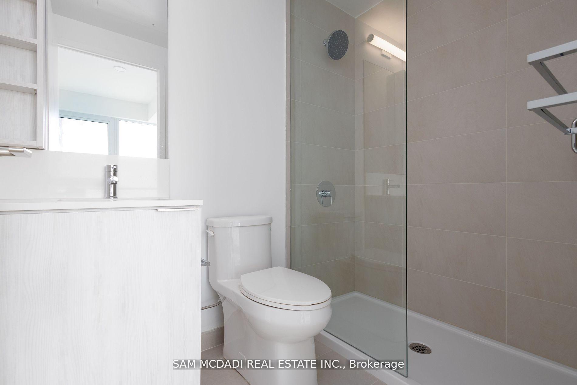 1000 Portage Parkway 2810