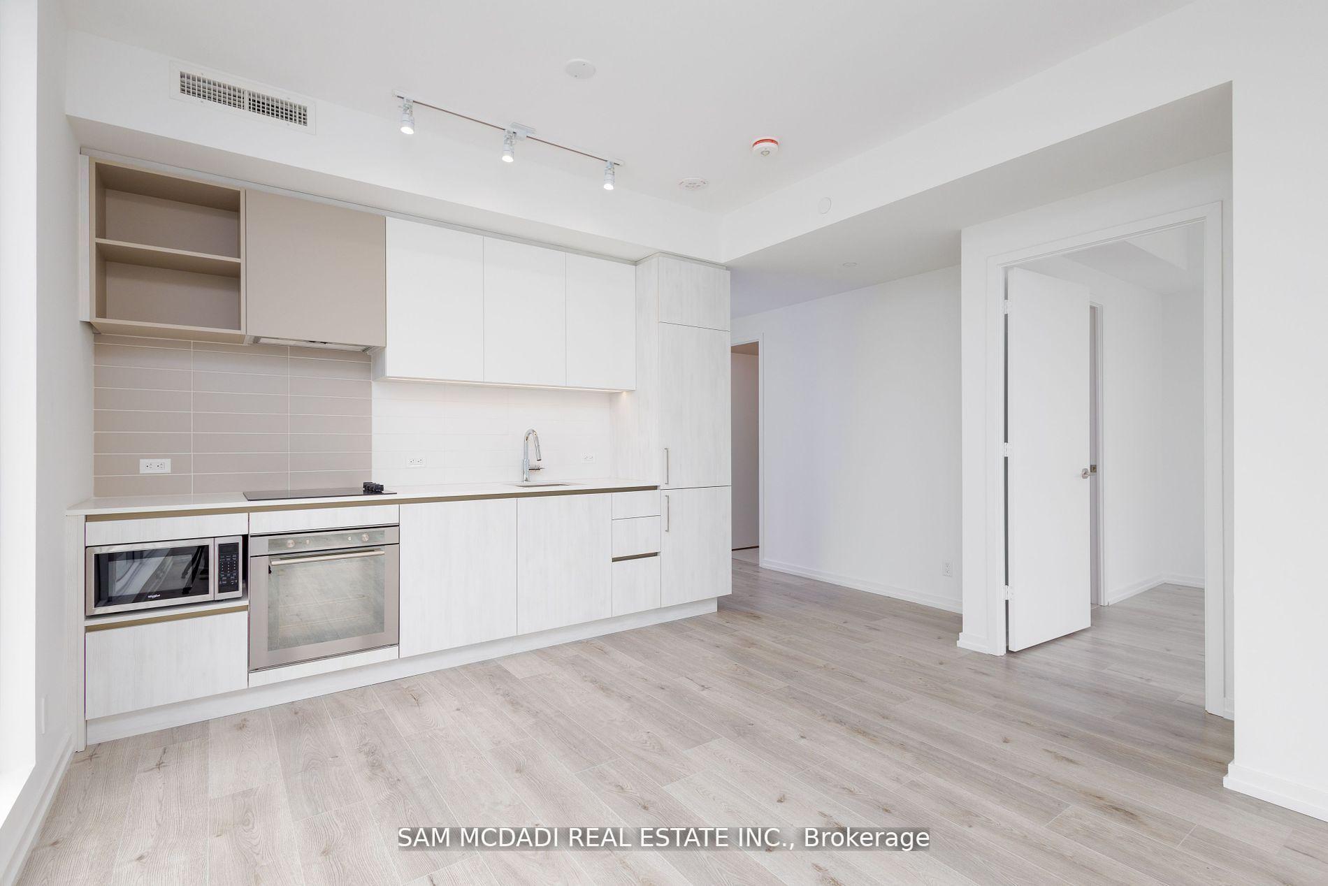 1000 Portage Parkway 2810