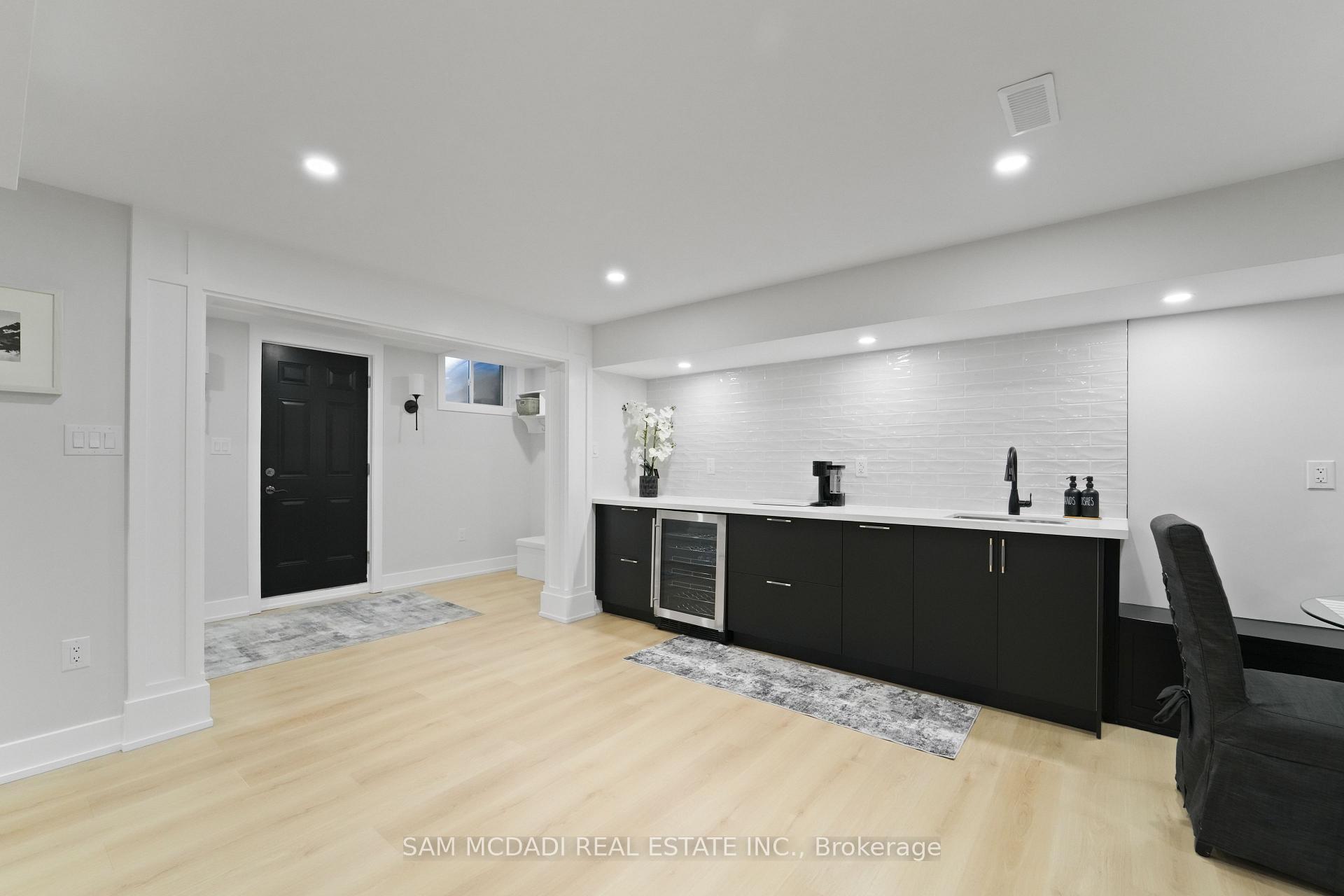 39 Mckeown Street