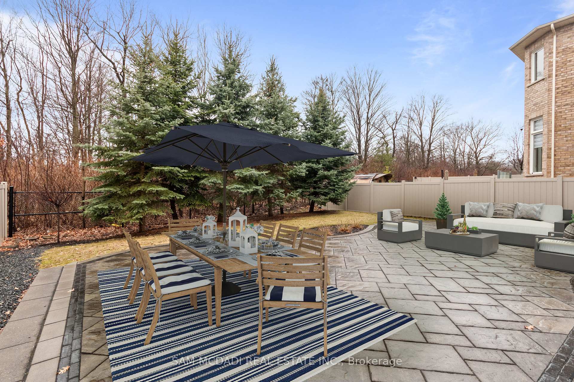 92 Heintzman Crescent