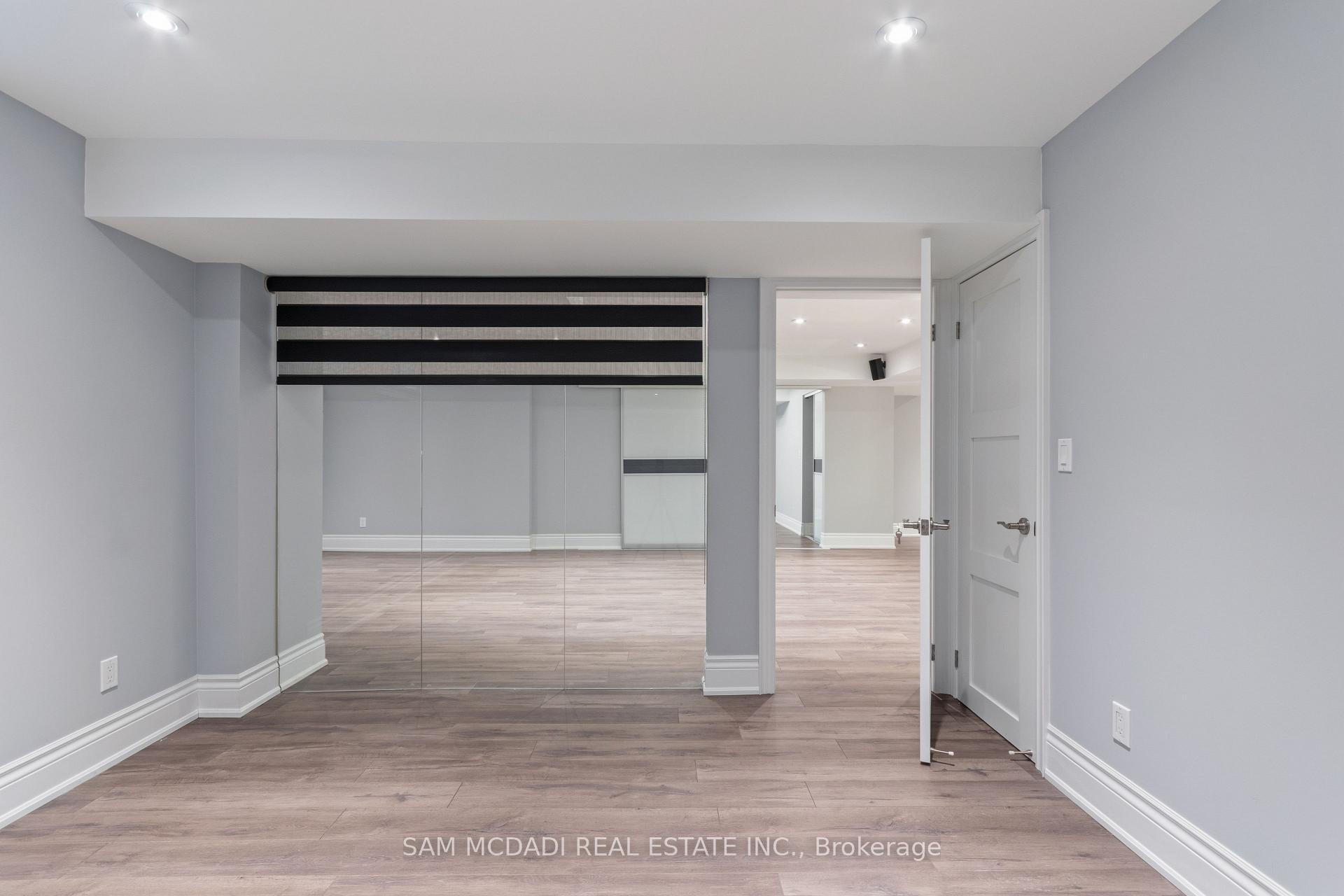 92 Heintzman Crescent