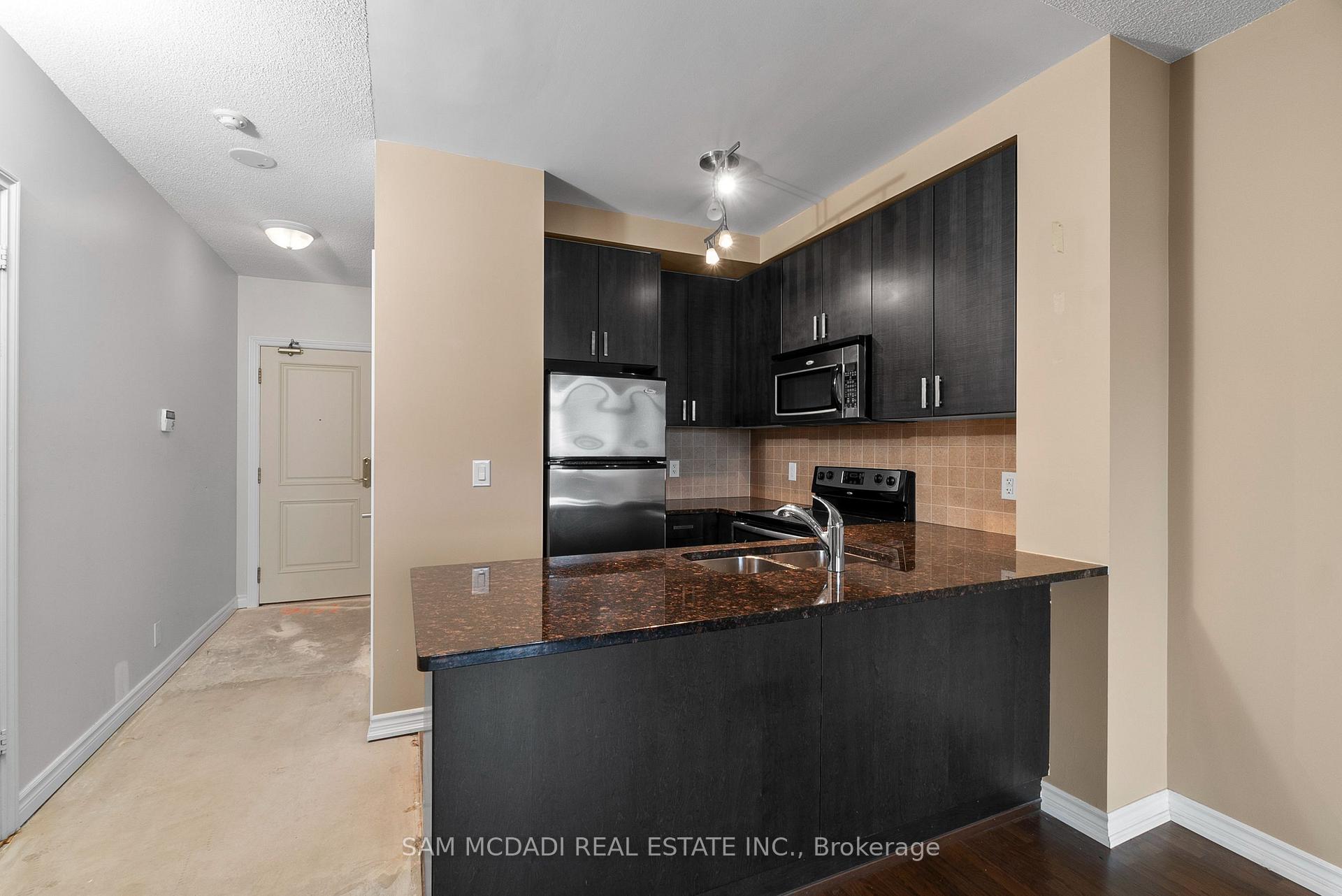 9235 Jane Street 1616