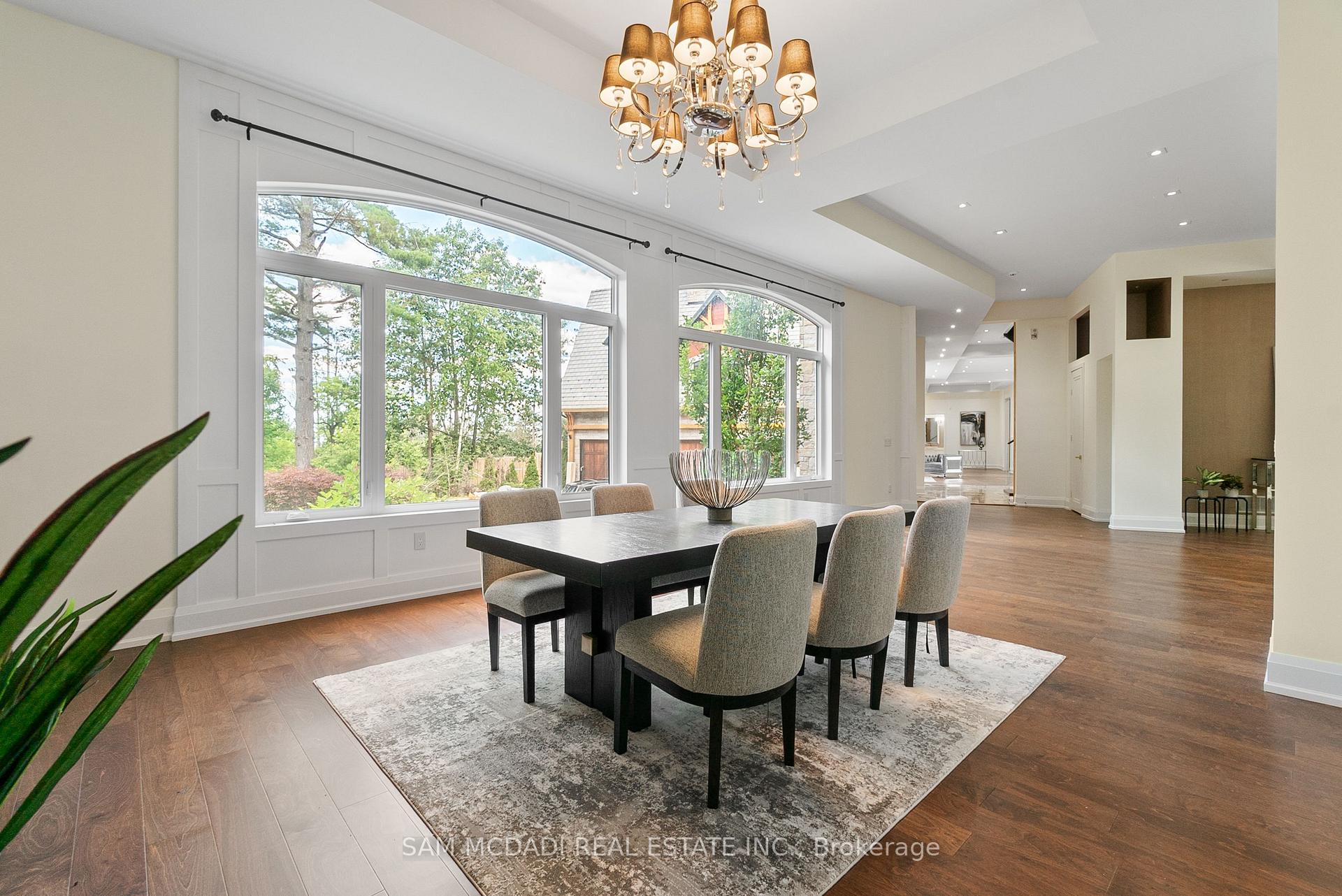 15 Glenview Heights Lane