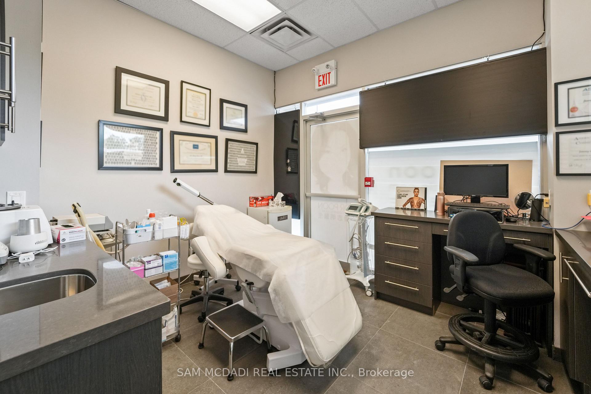 505 Highway 7 N/A E A26 & A27