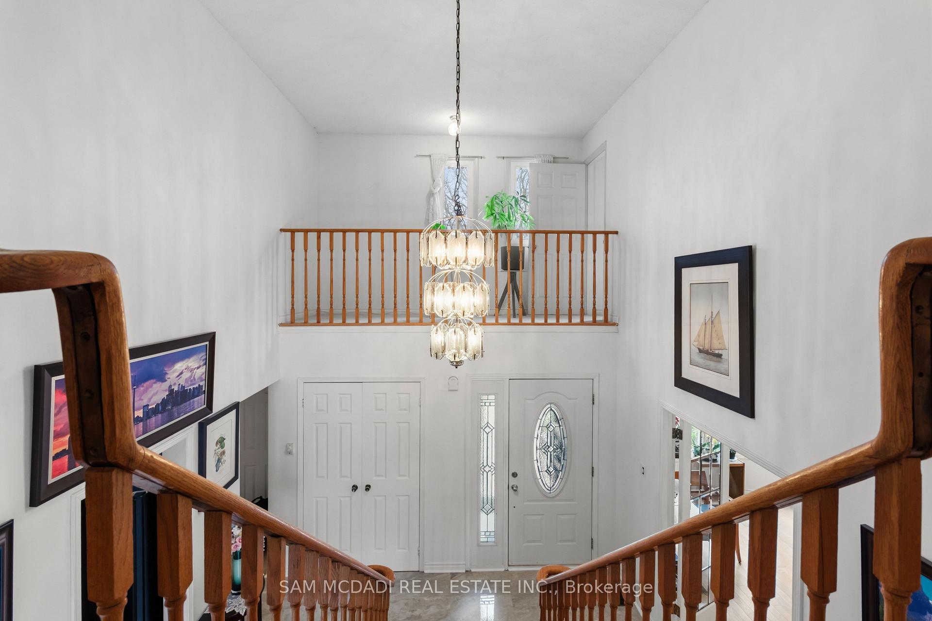 8 Brooklyn Crescent
