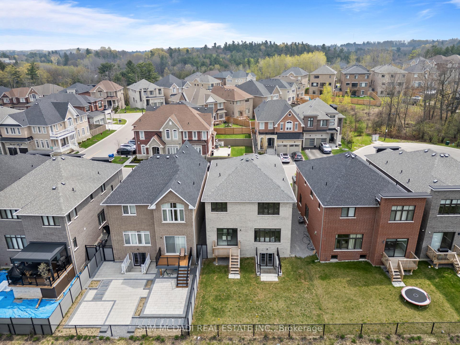 99 Black Walnut Court